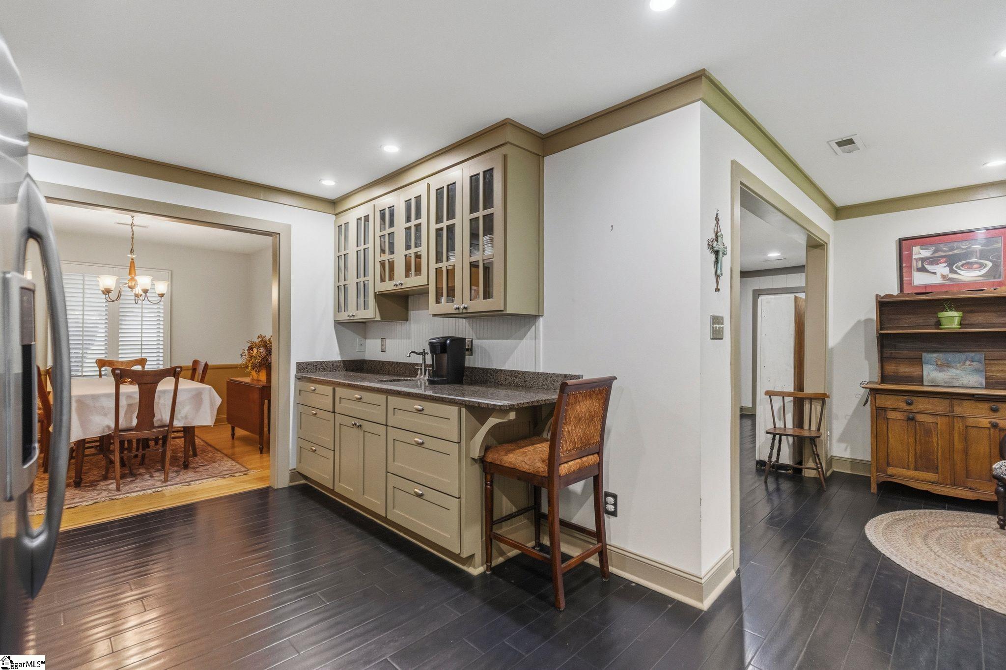 122 Mabry Road Spartanburg, SC 29307
