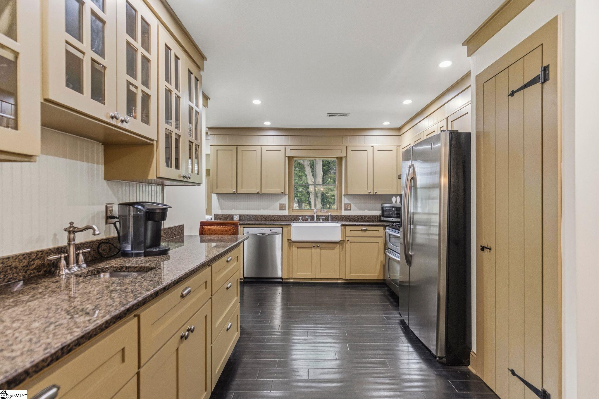 122 Mabry Road Spartanburg, SC 29307