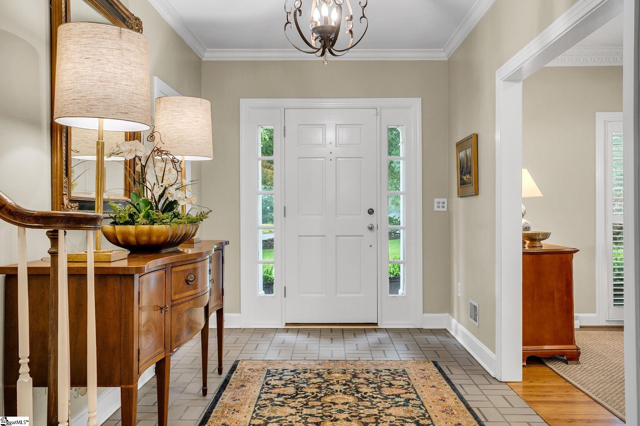 9 Barksdale Road Greenville, SC 29607