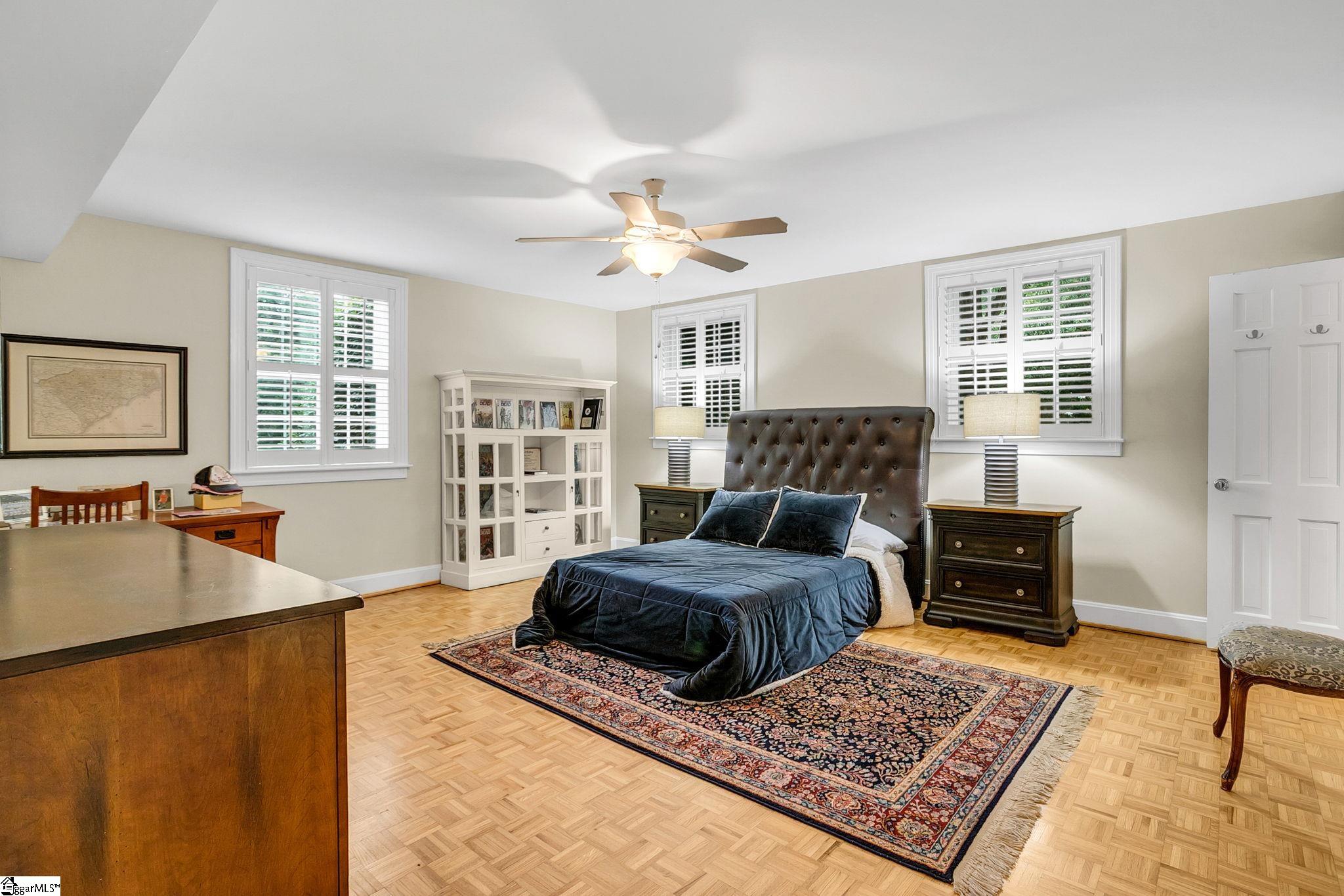 9 Barksdale Road Greenville, SC 29607
