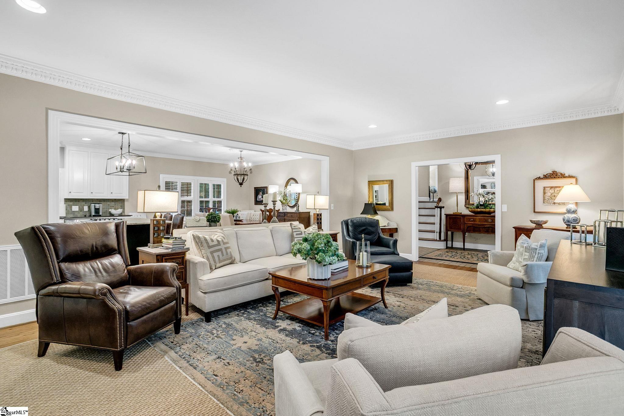 9 Barksdale Road Greenville, SC 29607