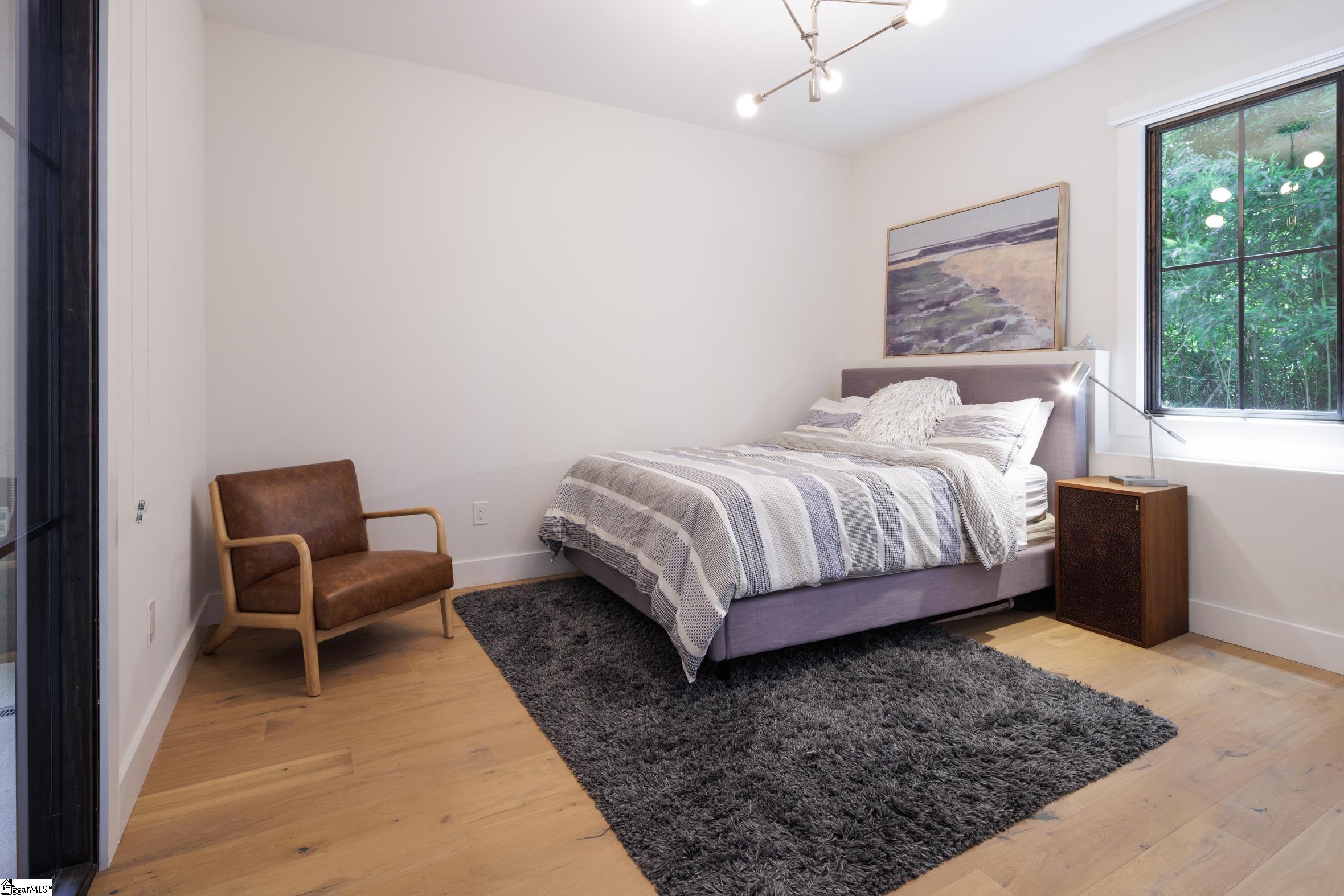 116 W Augusta Place Greenville, SC 29605