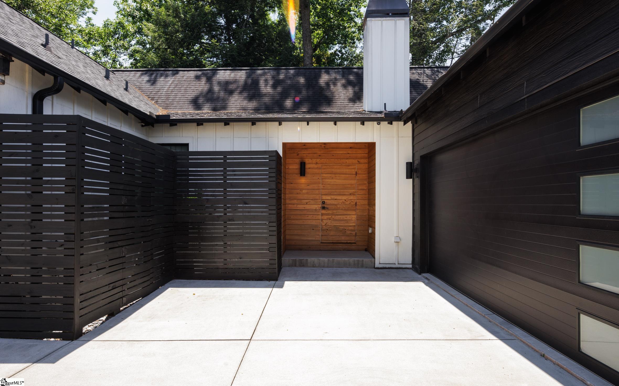 116 W Augusta Place Greenville, SC 29605