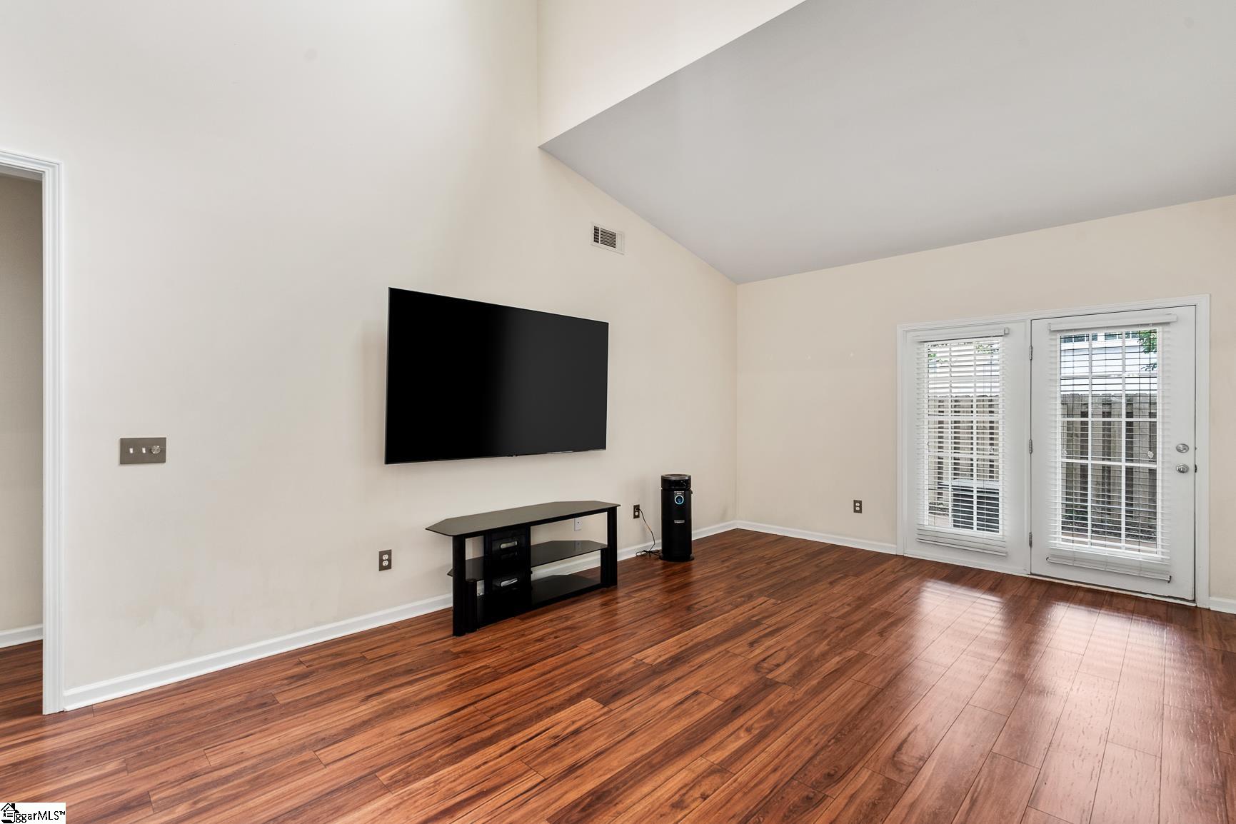 57 Bay Springs Drive Simpsonville, SC 29681