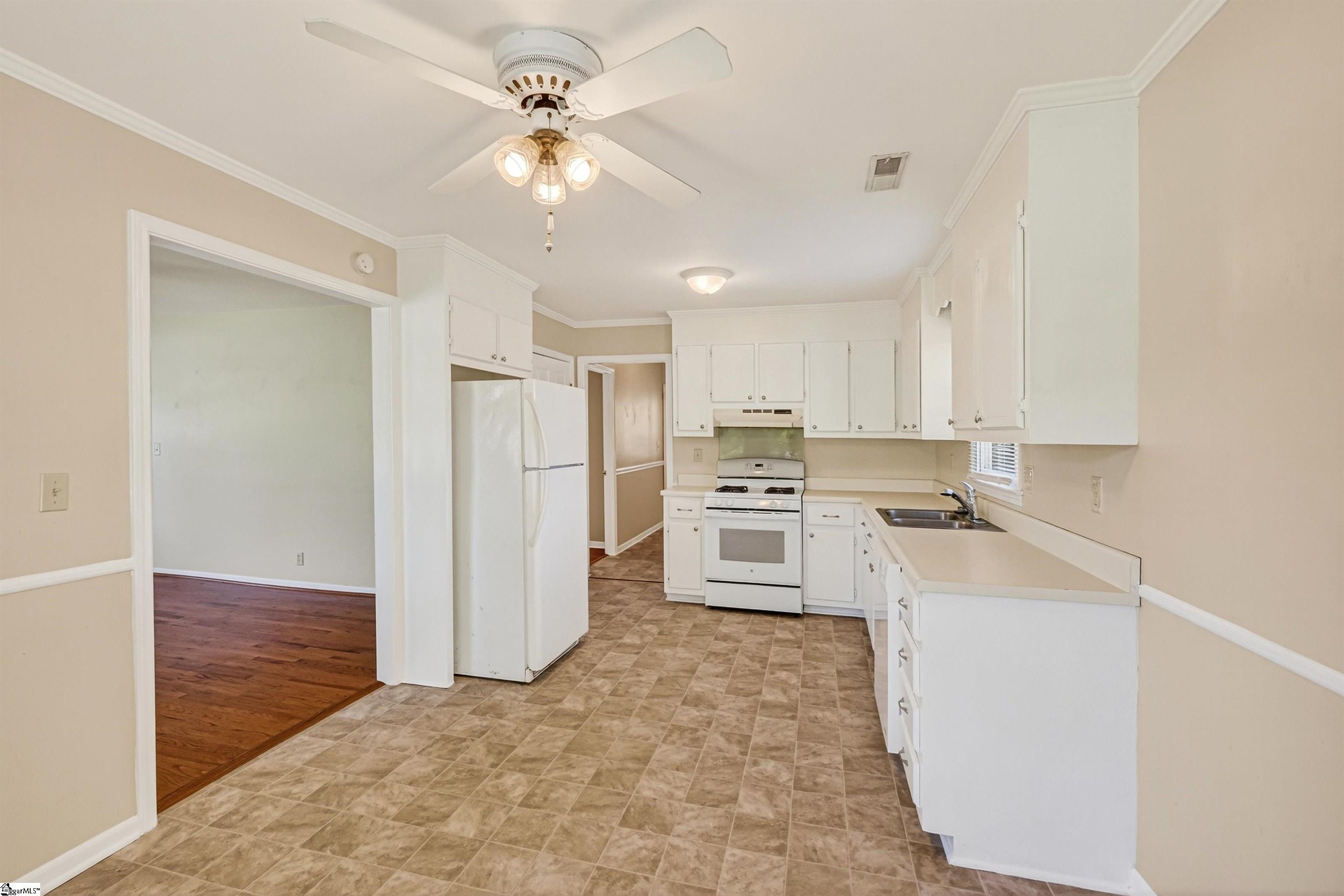101 Bishop Drive Easley, SC 29640