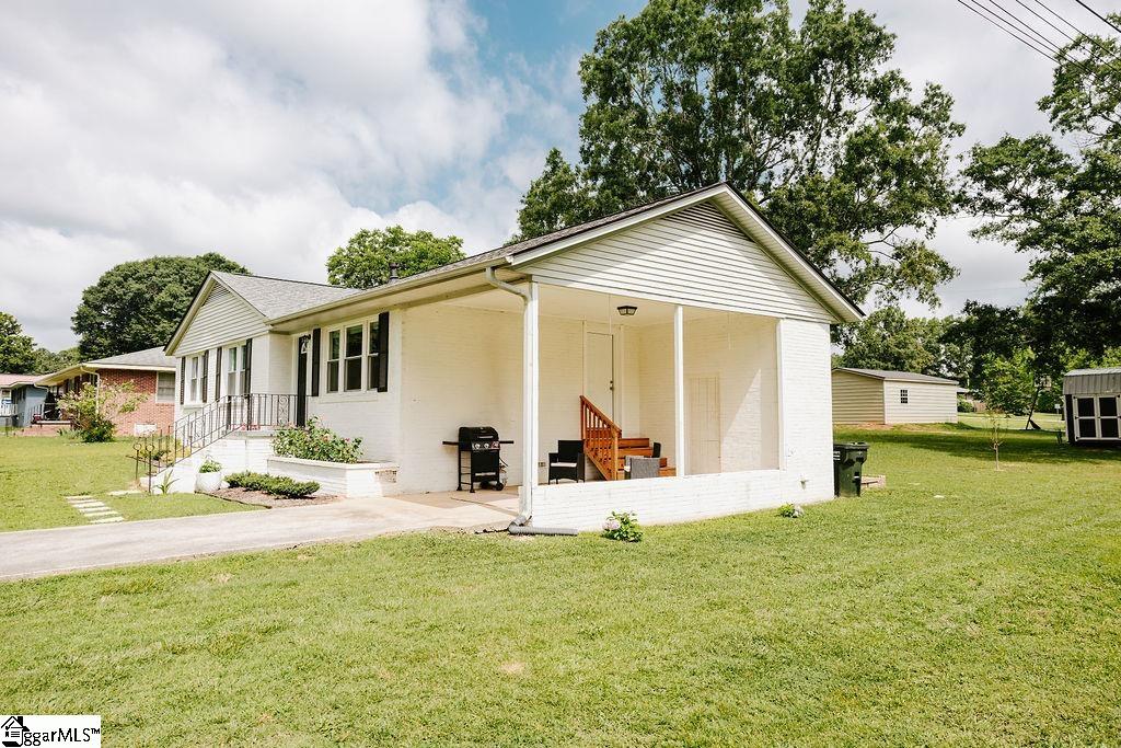 2 Polly Street Honea Path, SC 29654