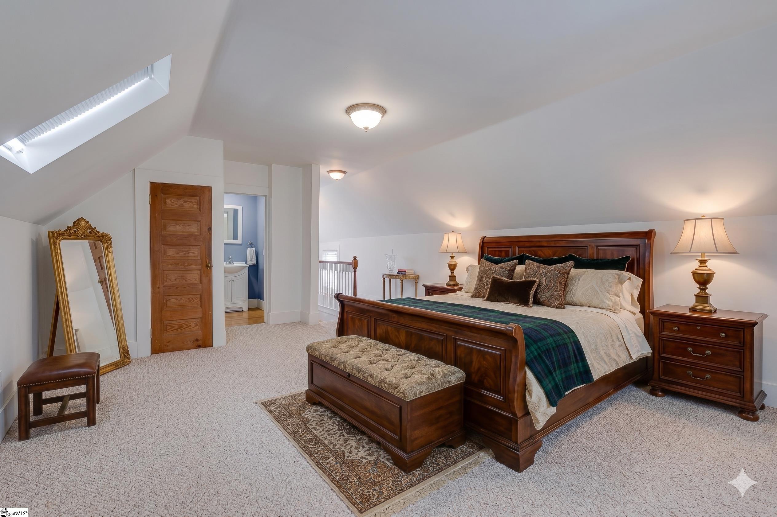 522 Cleveland Street Greenville, SC 29601