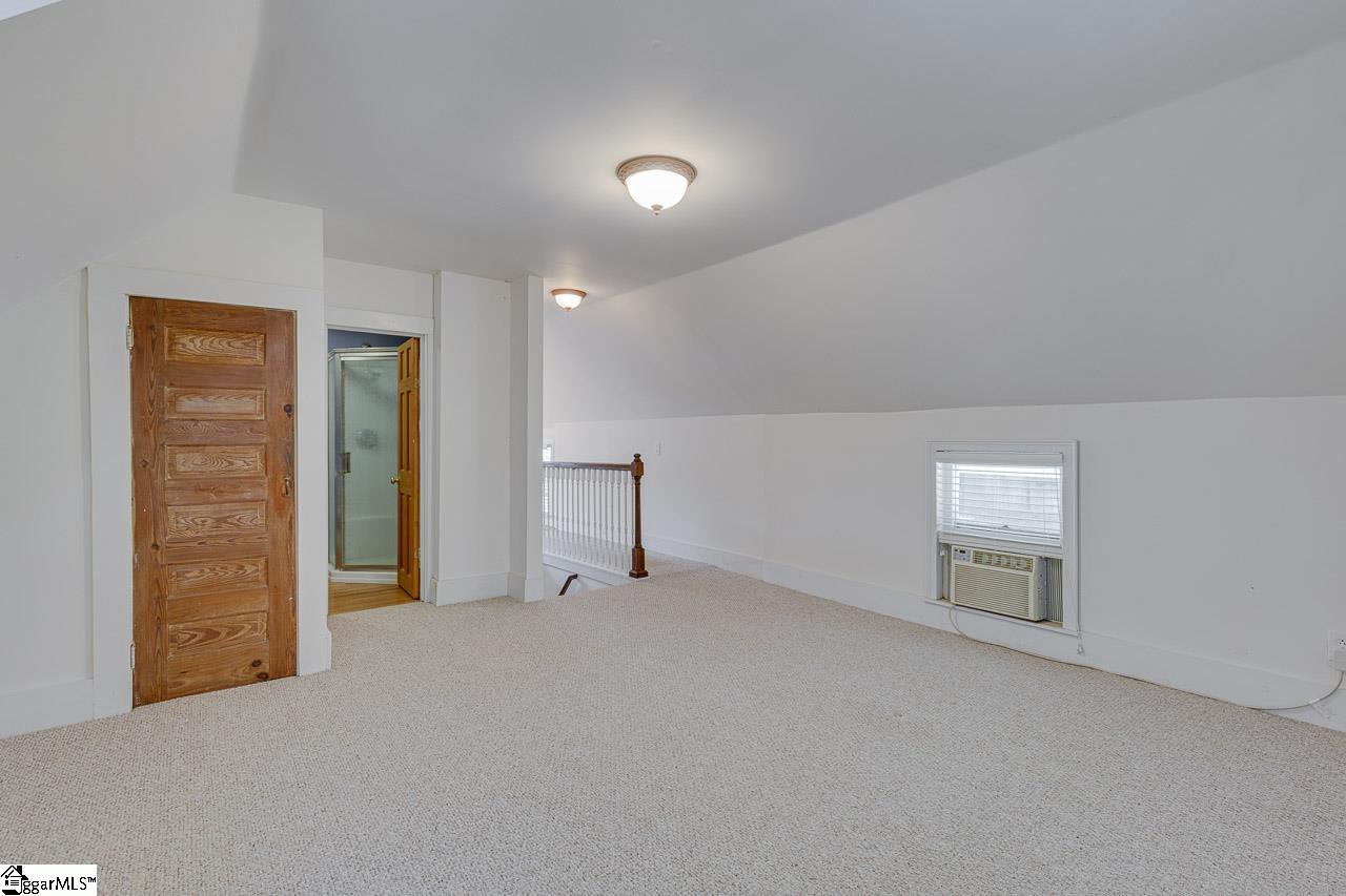 522 Cleveland Street Greenville, SC 29601
