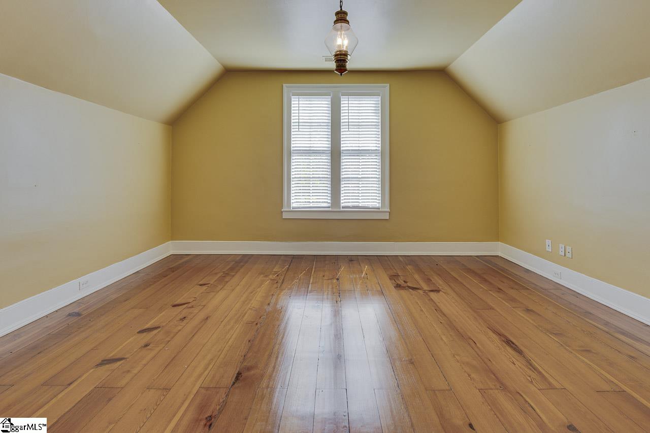 522 Cleveland Street Greenville, SC 29601