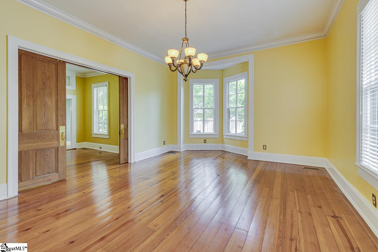 522 Cleveland Street Greenville, SC 29601