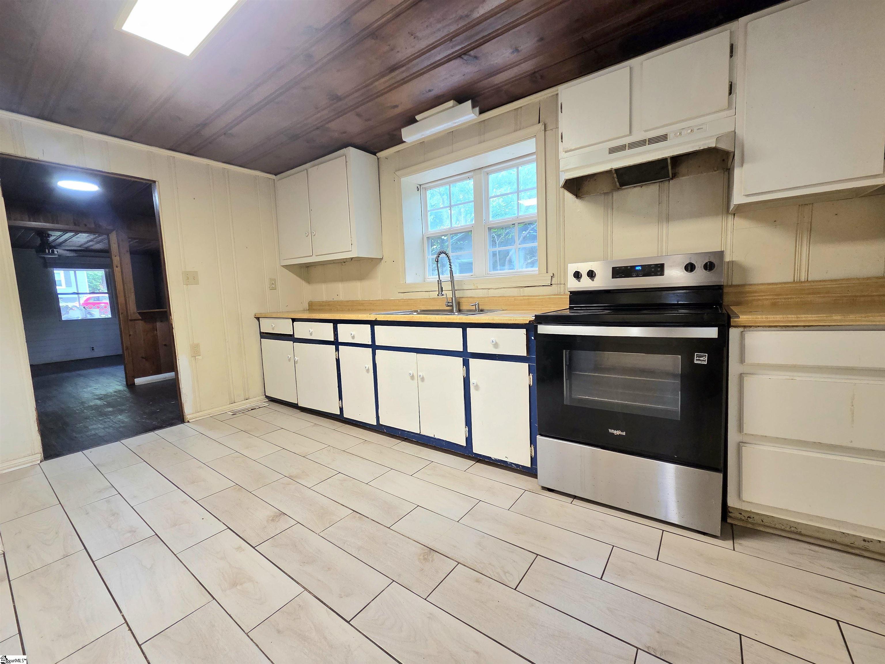 21 N Haven Drive Greenville, SC 29617