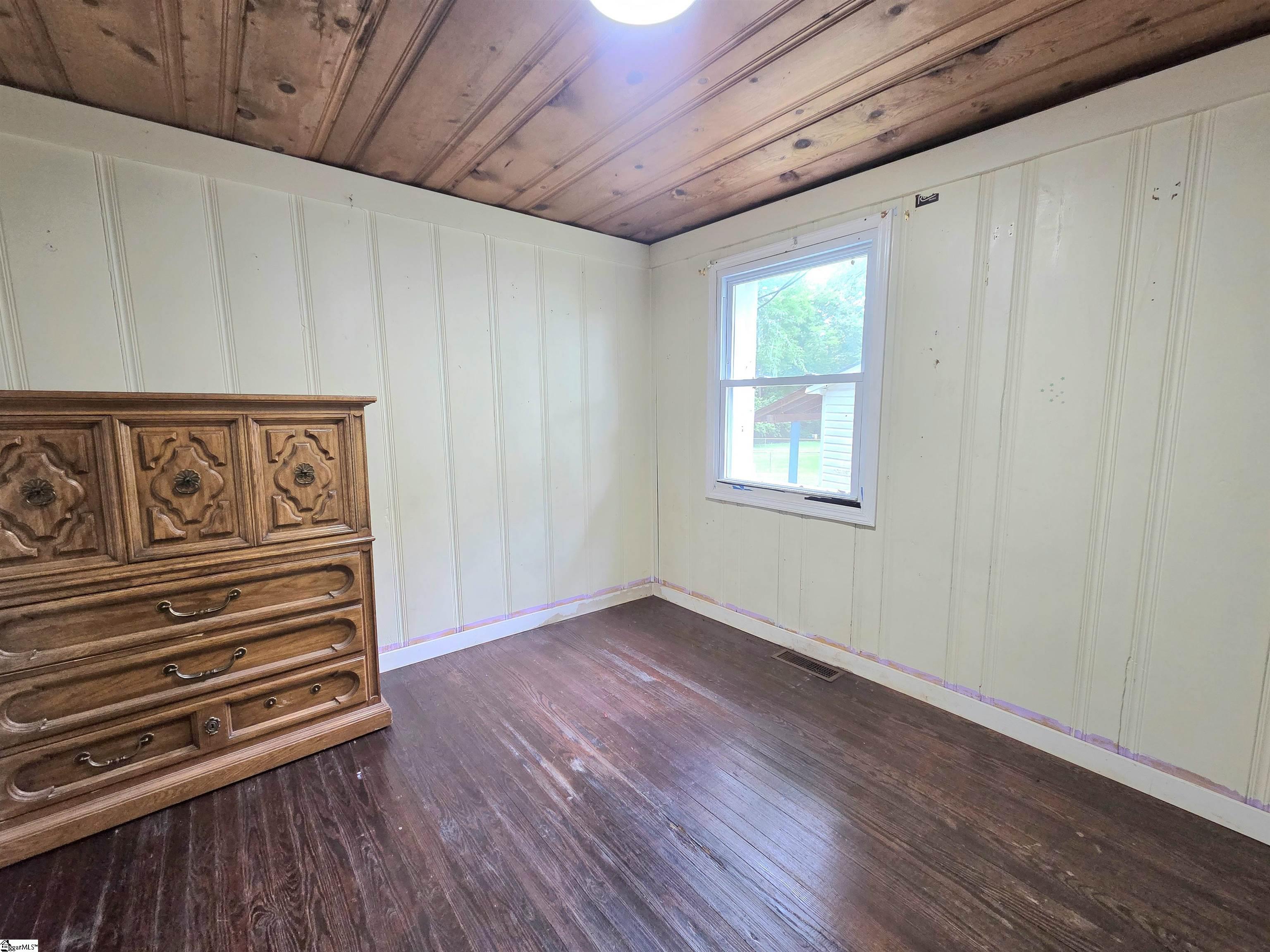 21 N Haven Drive Greenville, SC 29617