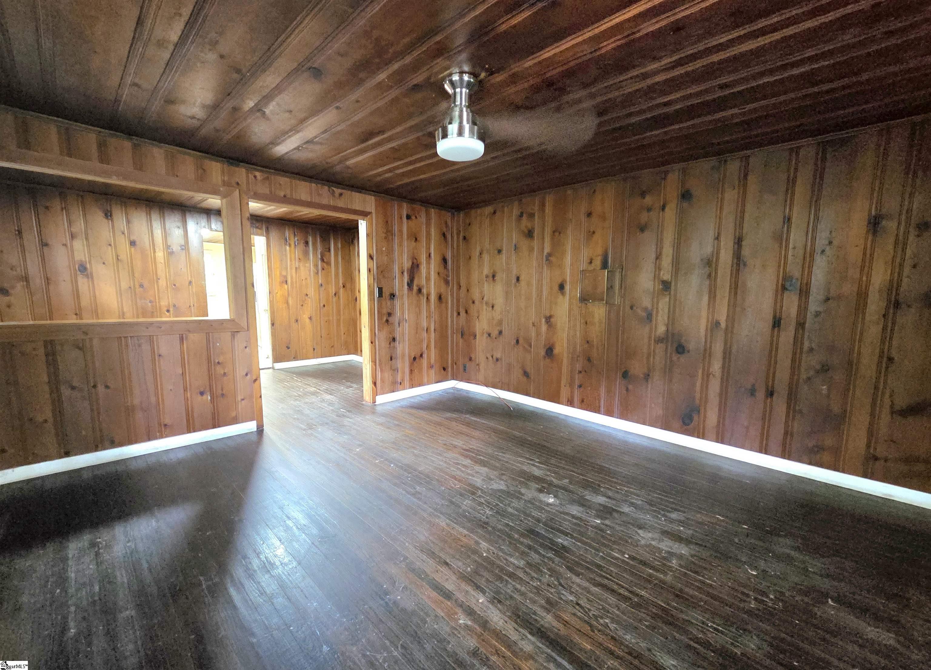 21 N Haven Drive Greenville, SC 29617