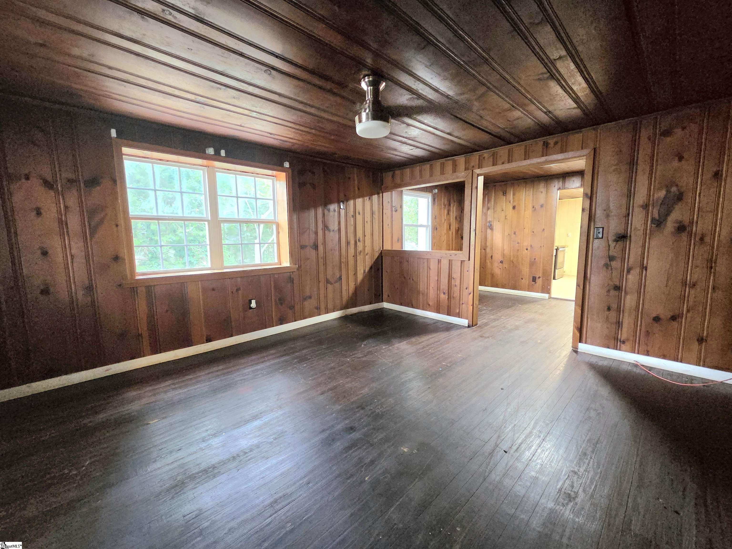 21 N Haven Drive Greenville, SC 29617