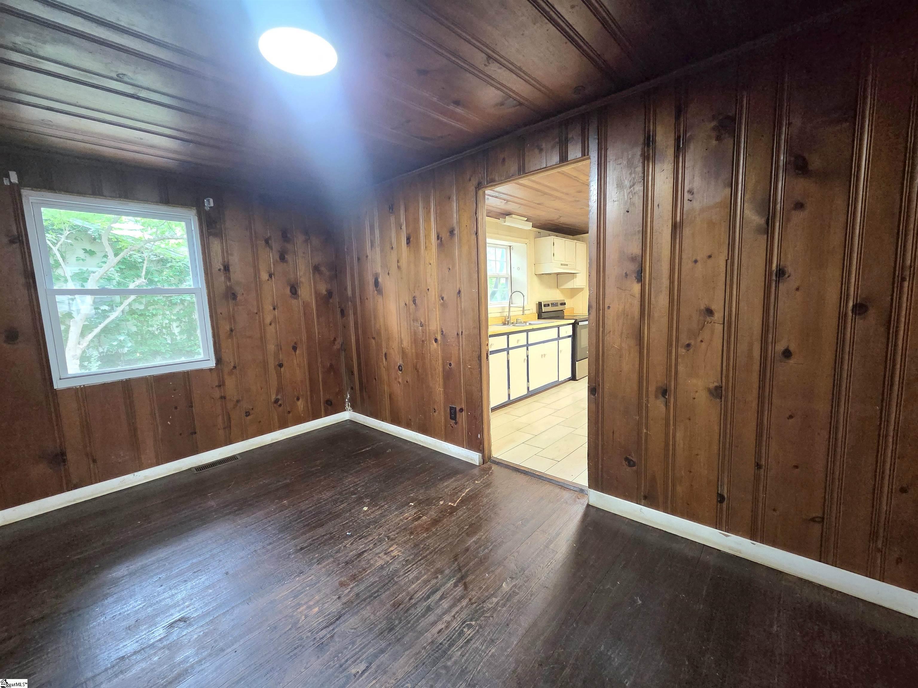 21 N Haven Drive Greenville, SC 29617