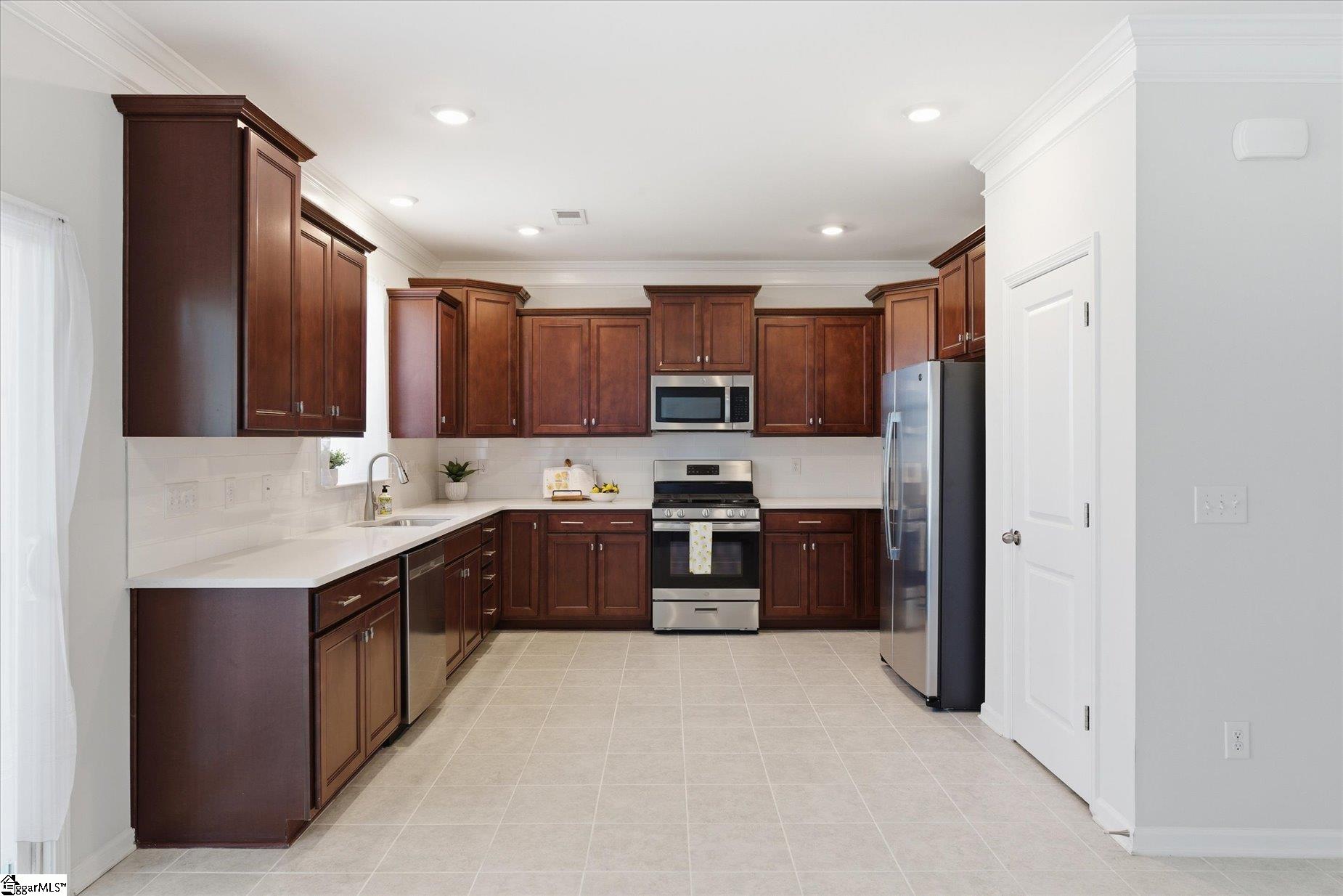 216 Nearmeadows Way Simpsonville, SC 29681