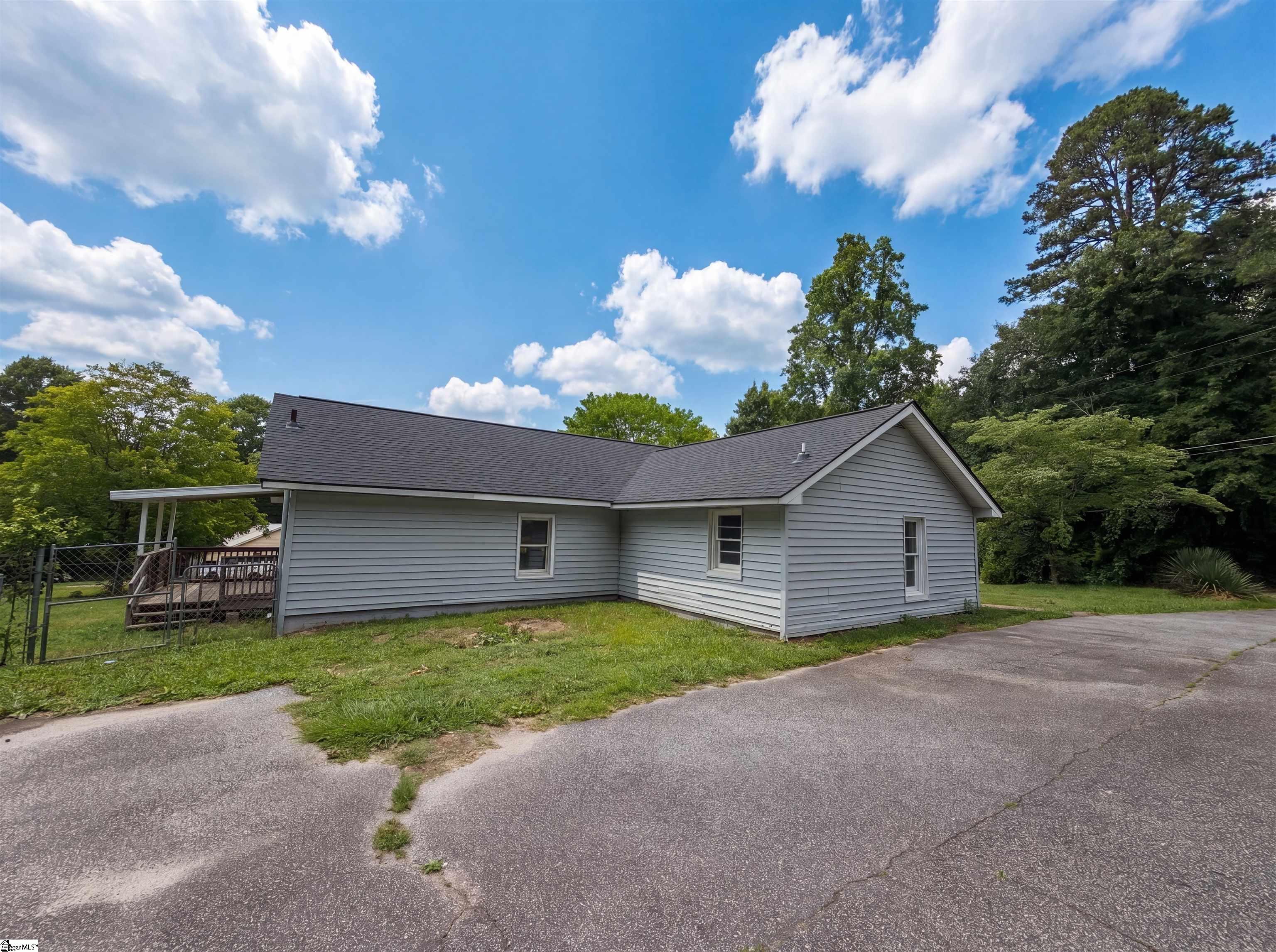 237 Geddis Road Inman, SC 29349