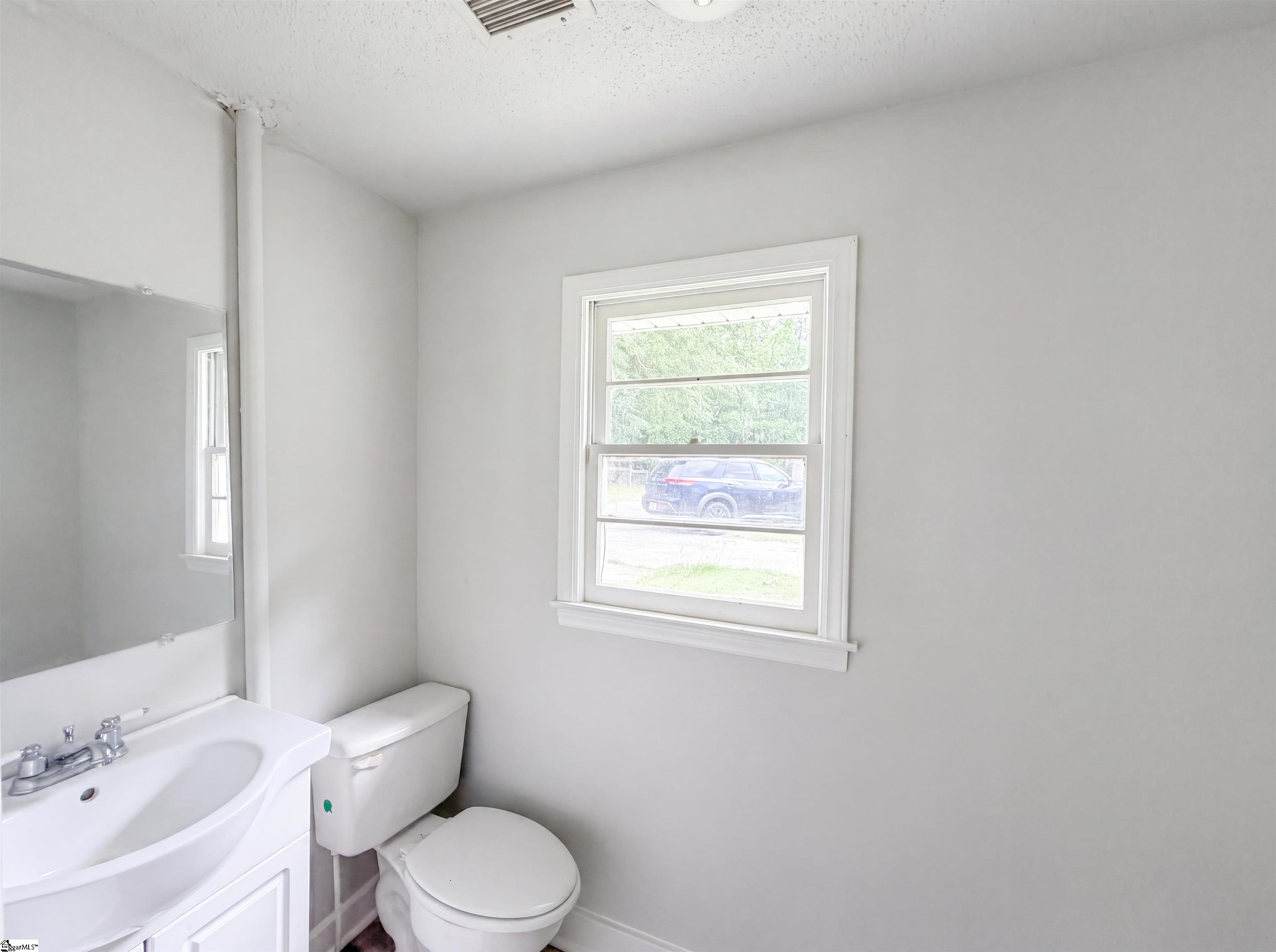 237 Geddis Road Inman, SC 29349