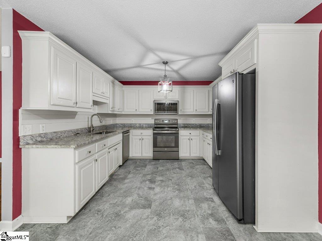 761 Pearson Town Road Moore, SC 29369