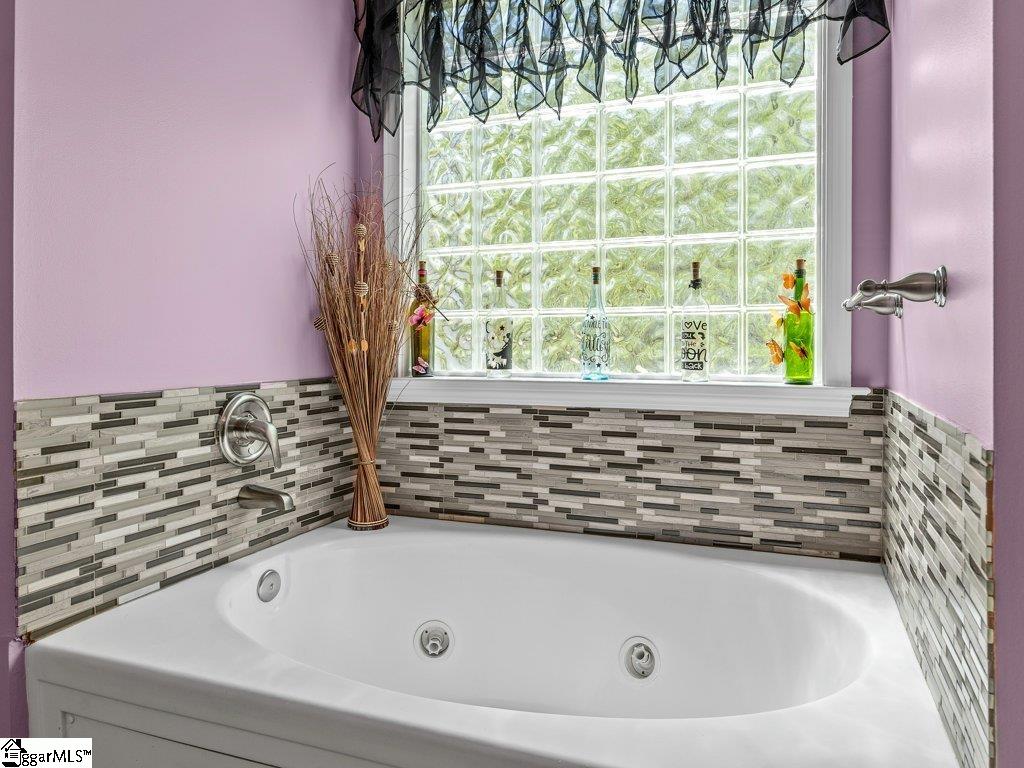 761 Pearson Town Road Moore, SC 29369
