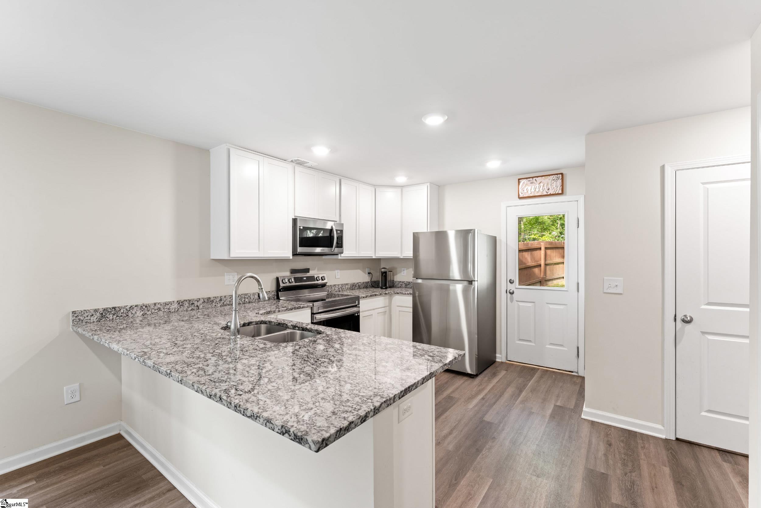 118 Heather Glen Lane Clinton, SC 29325