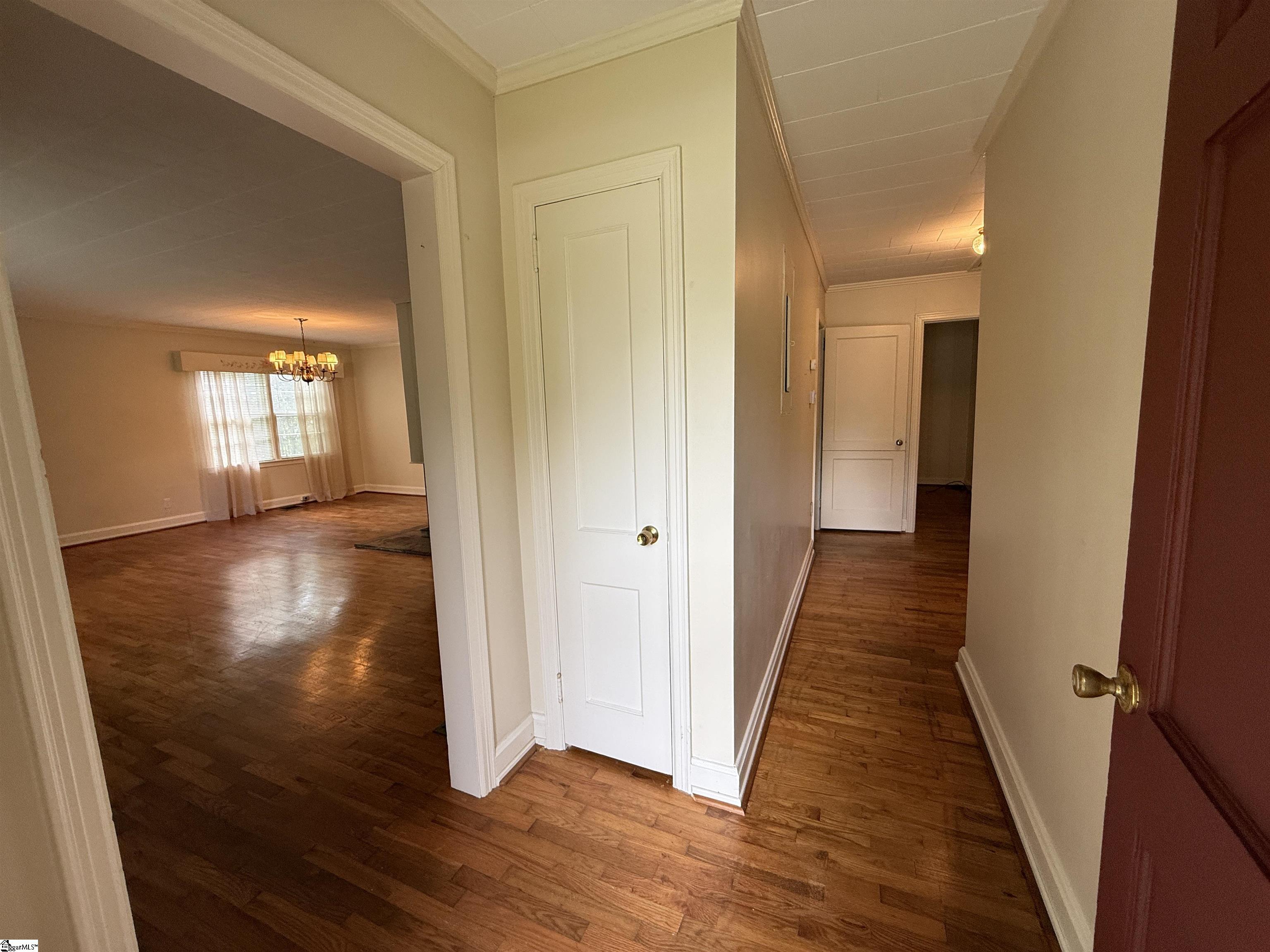301 Pine Street Clinton, SC 29325