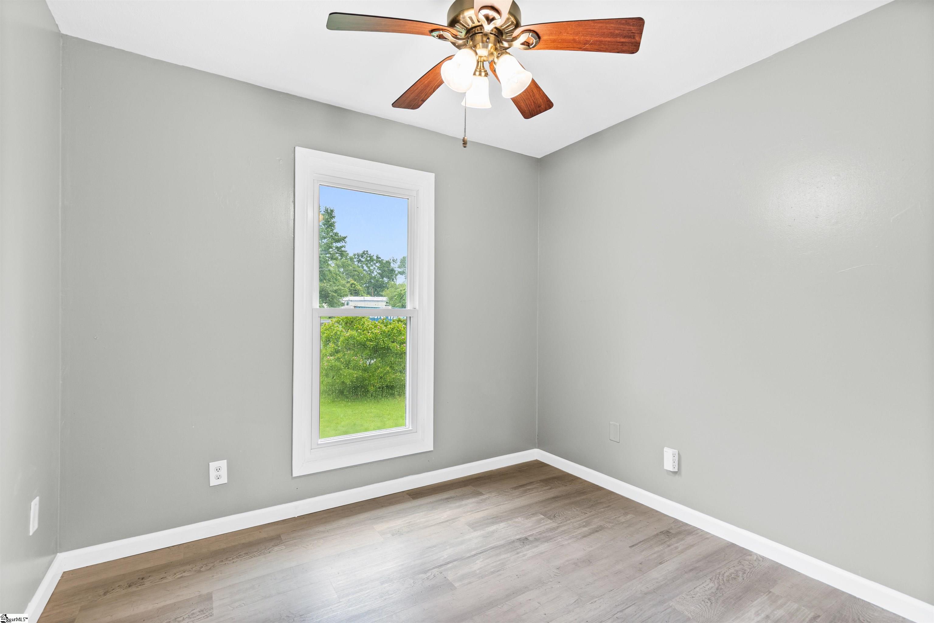 1302 Wham Lawn Road Gray Court, SC 29645-8869