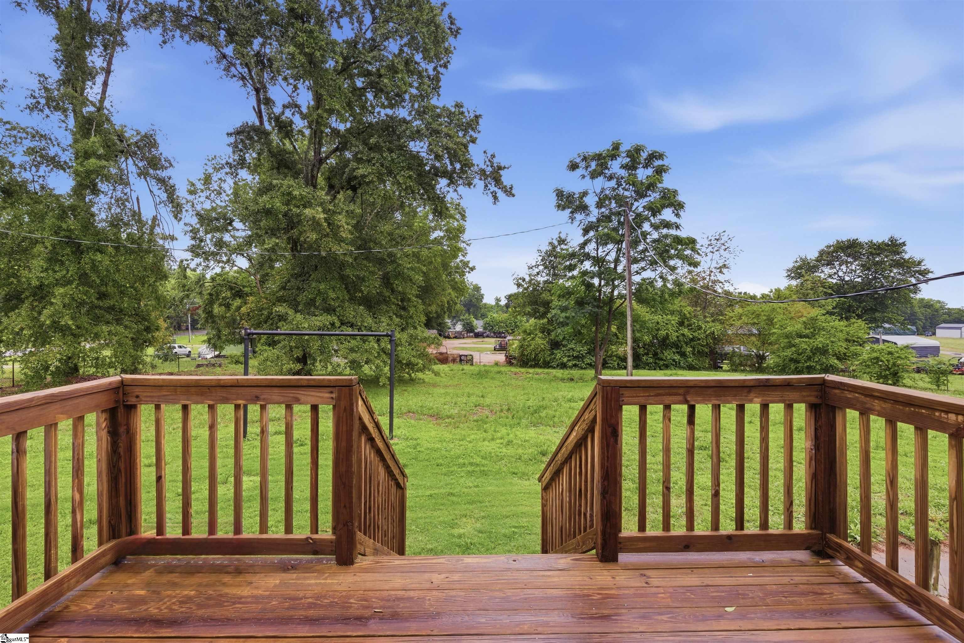 1302 Wham Lawn Road Gray Court, SC 29645-8869
