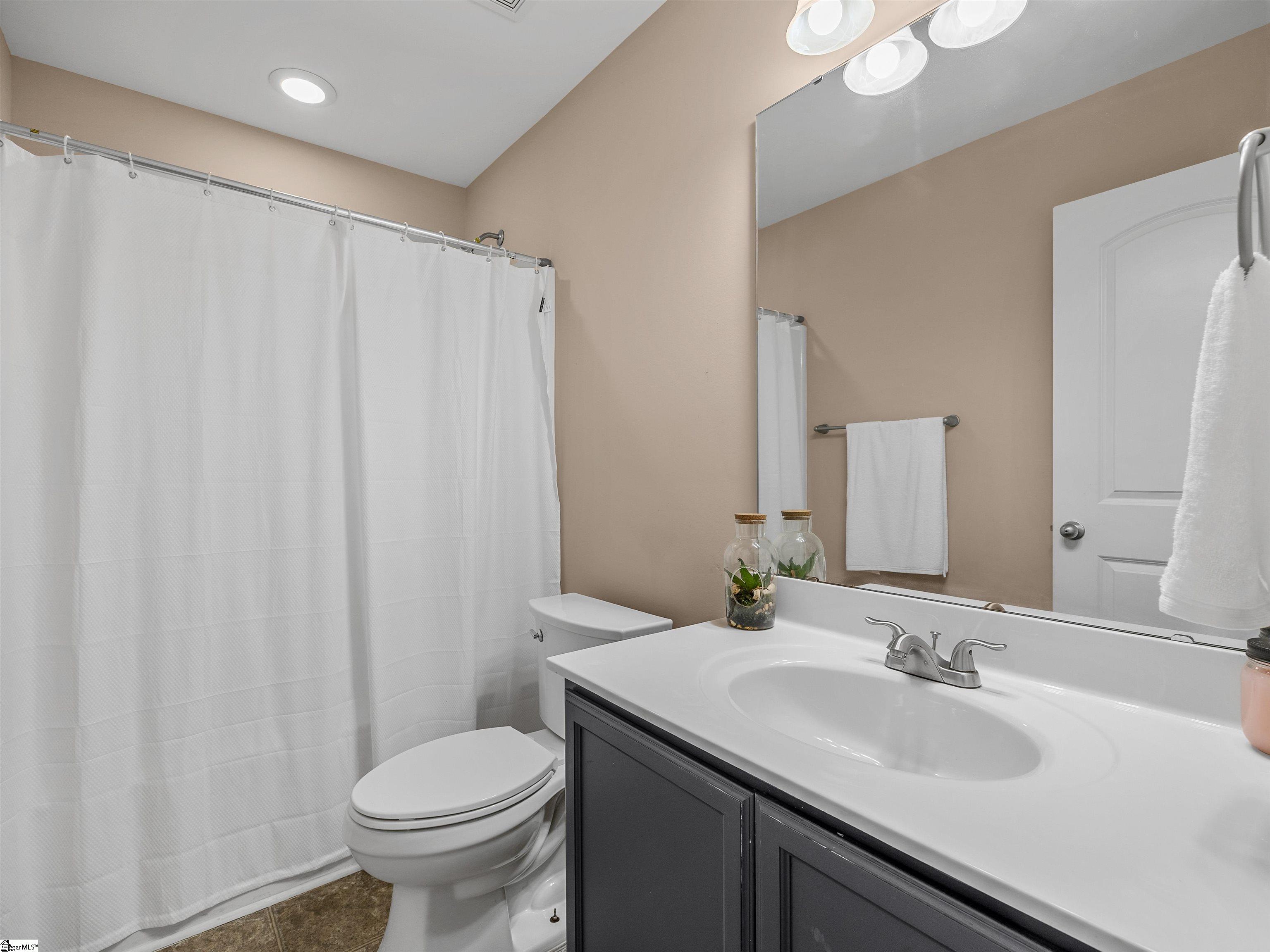 2520 Linmar Circle Anderson, SC 29621