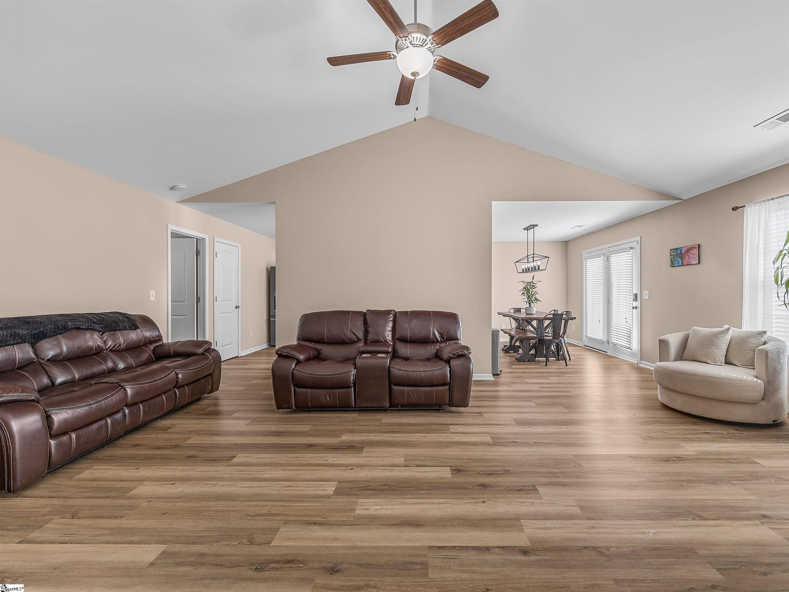 2520 Linmar Circle Anderson, SC 29621