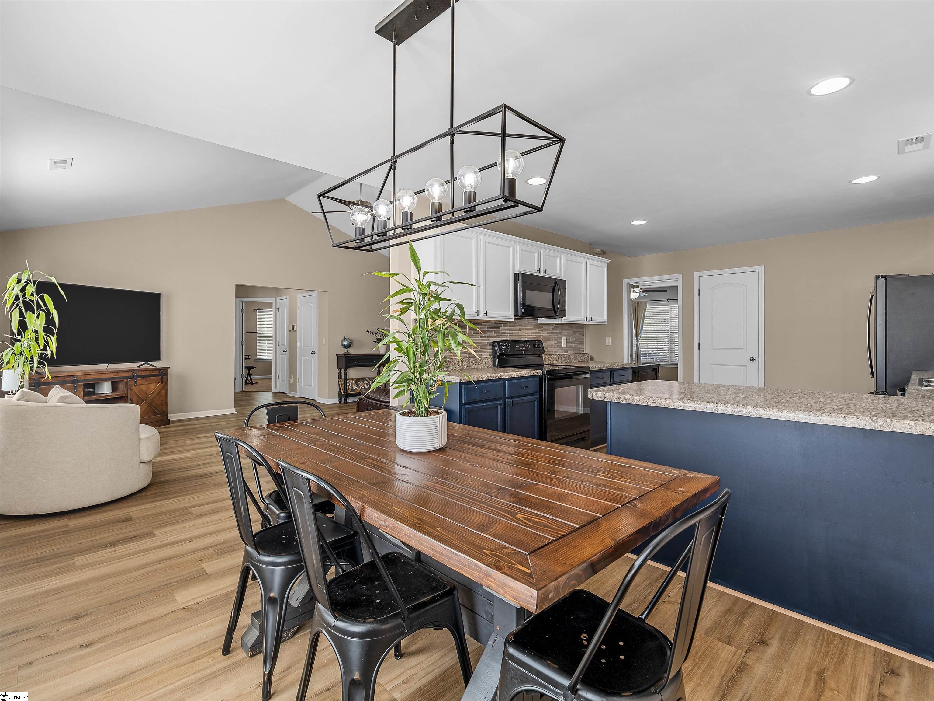 2520 Linmar Circle Anderson, SC 29621