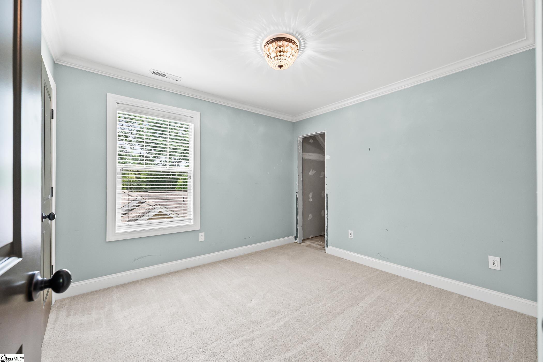 23 Hillside Circle Greenville, SC 29607