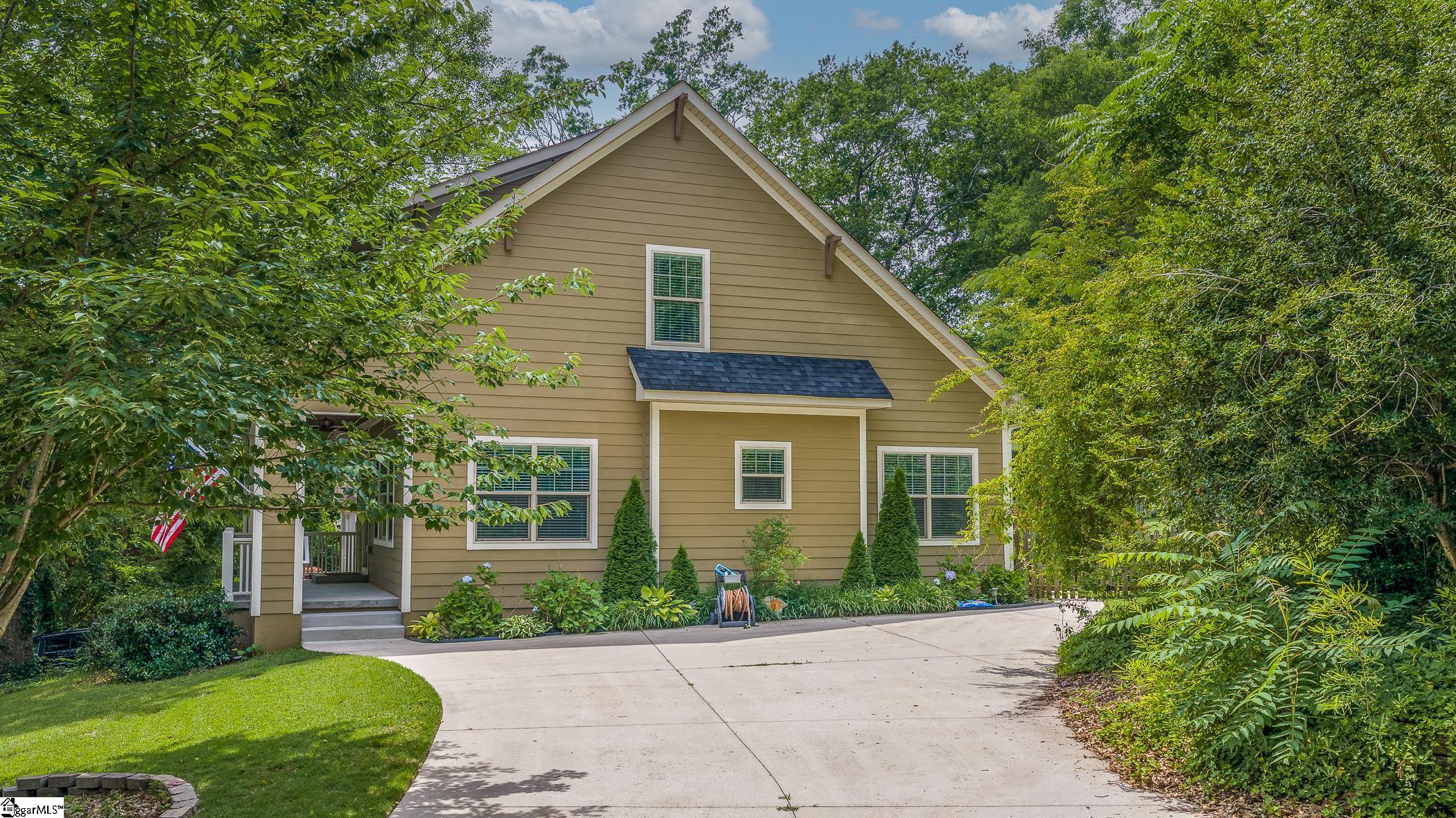 23 Hillside Circle Greenville, SC 29607