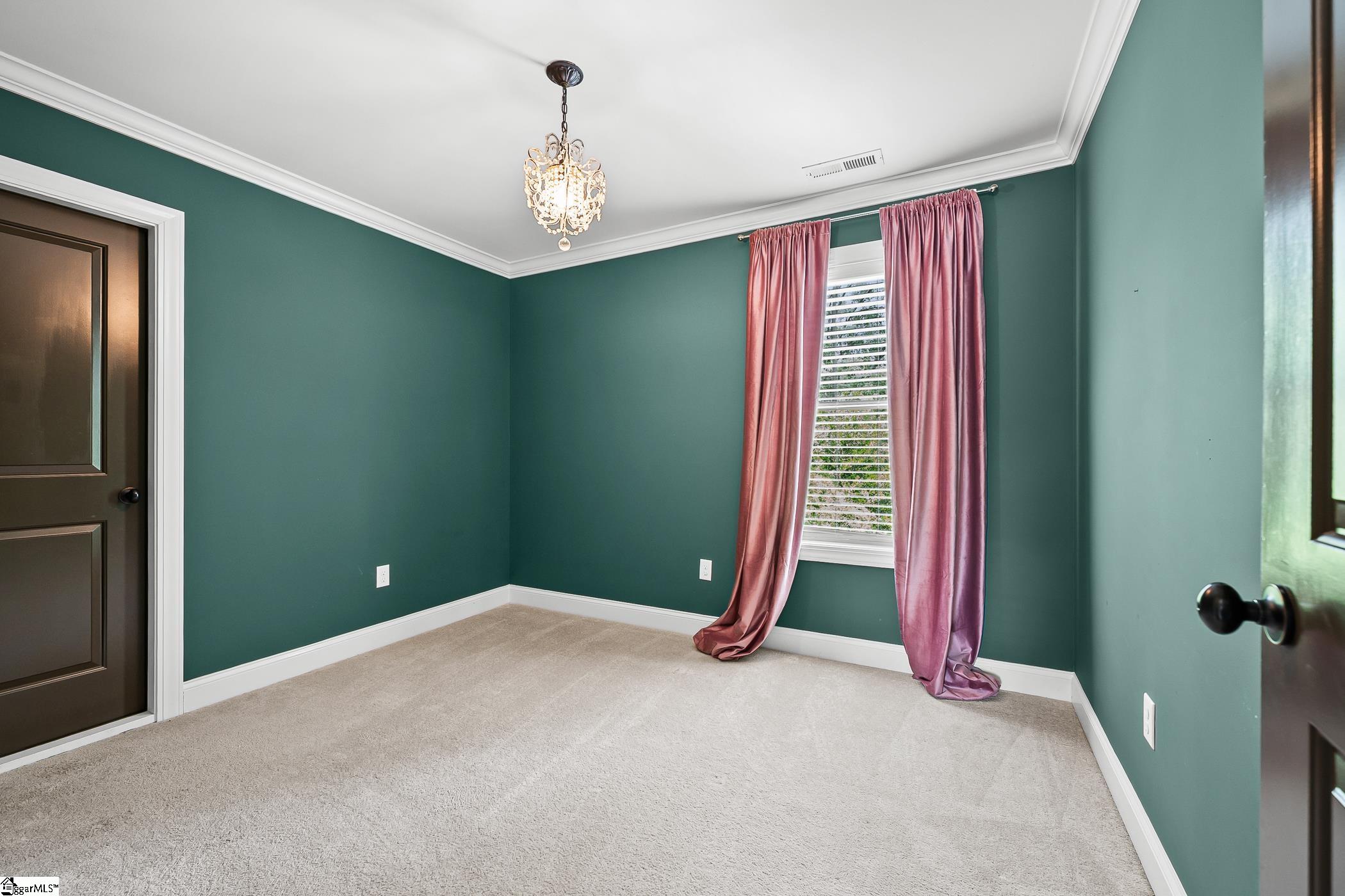 23 Hillside Circle Greenville, SC 29607