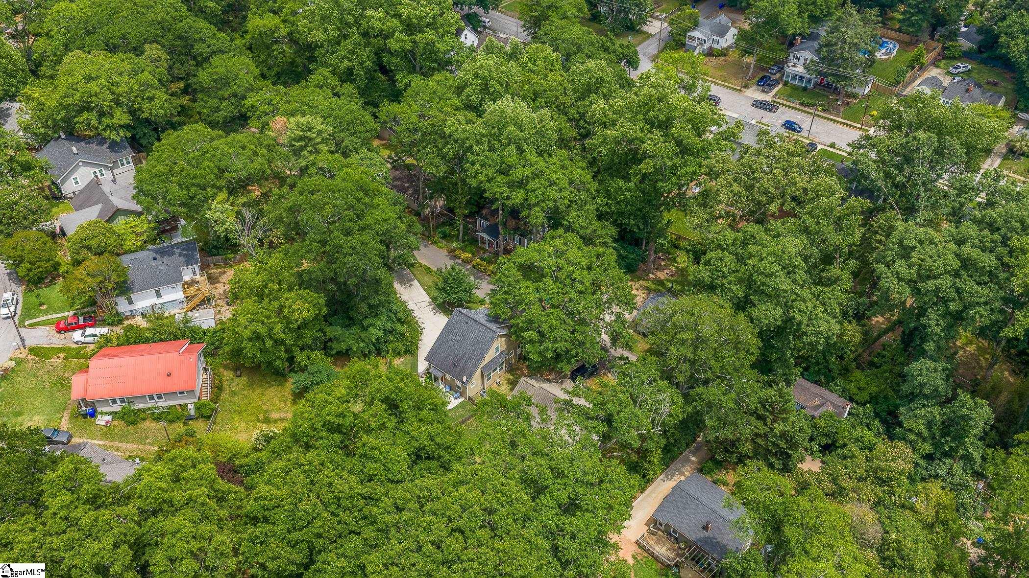 23 Hillside Circle Greenville, SC 29607