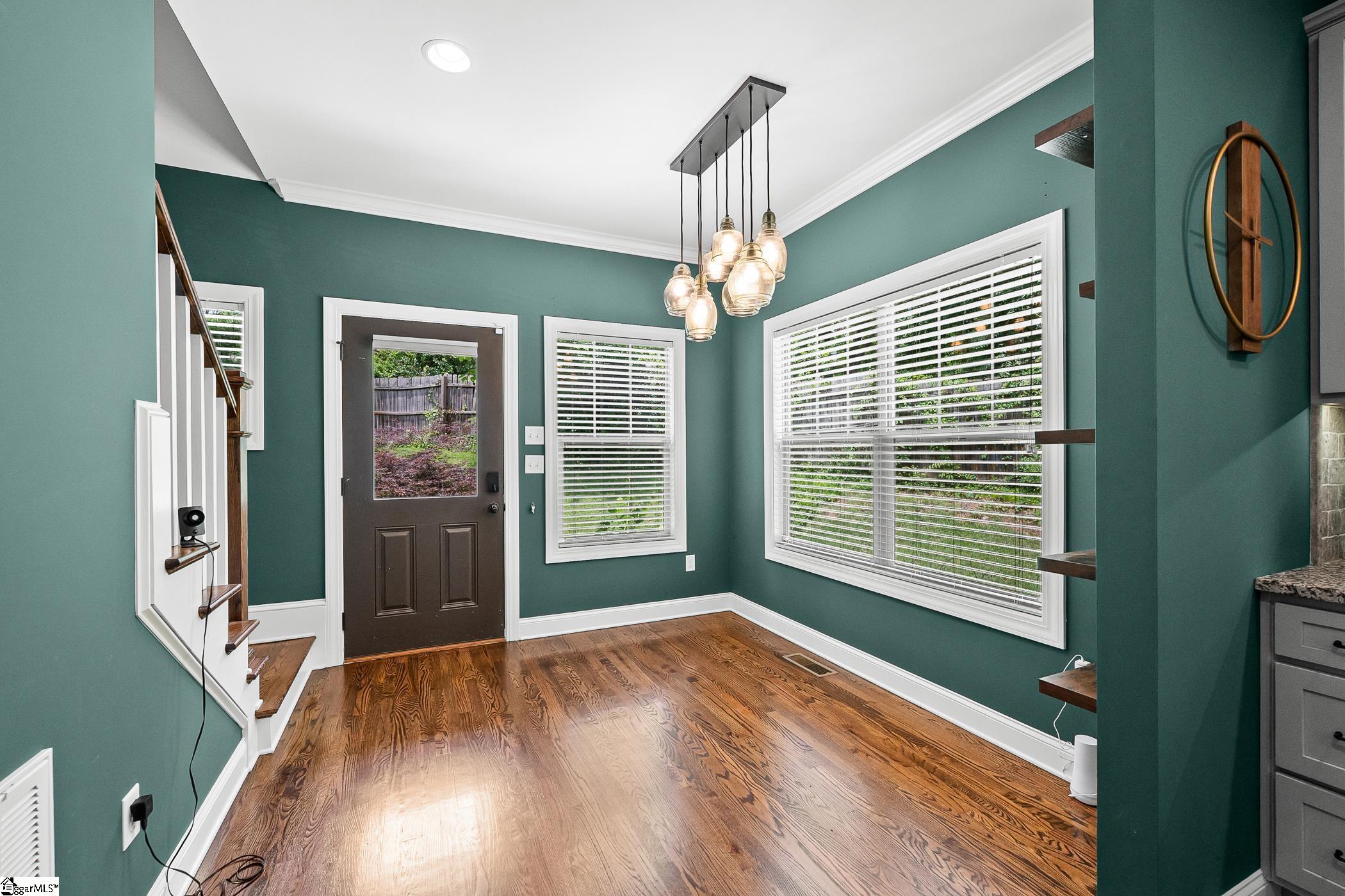 23 Hillside Circle Greenville, SC 29607