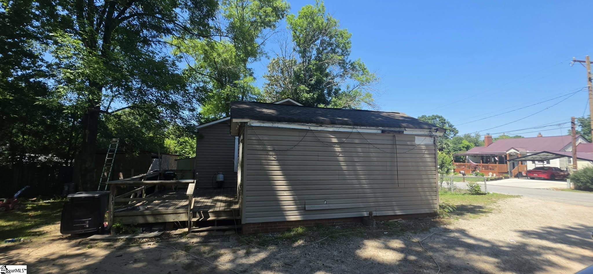 117 Alice Street Greenville, SC 29611