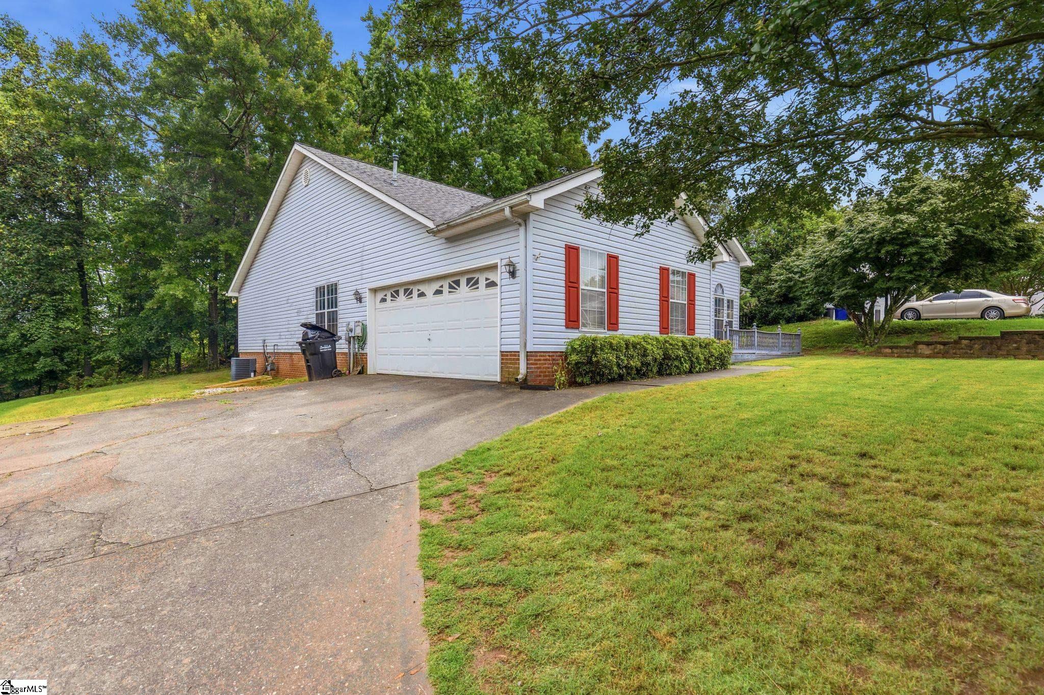 2 Timberjack Street Simpsonville, SC 29680