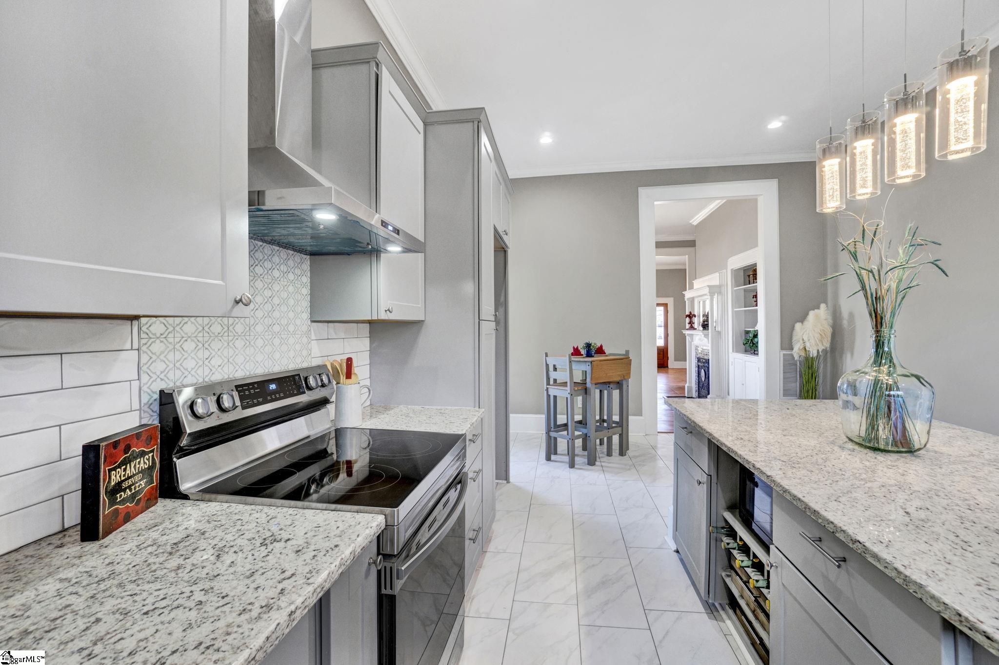 522 S Harper Street Laurens, SC 29360