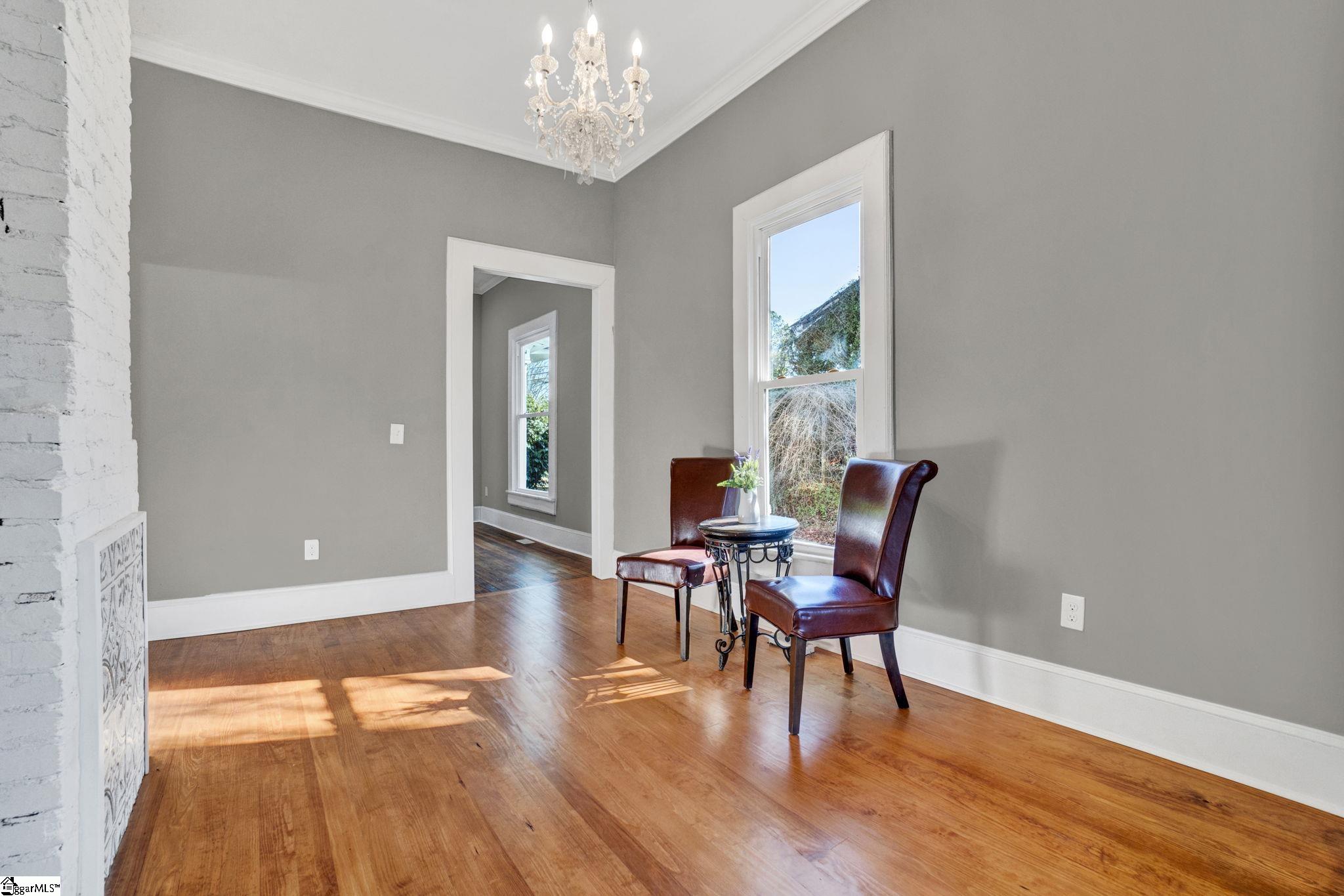 522 S Harper Street Laurens, SC 29360