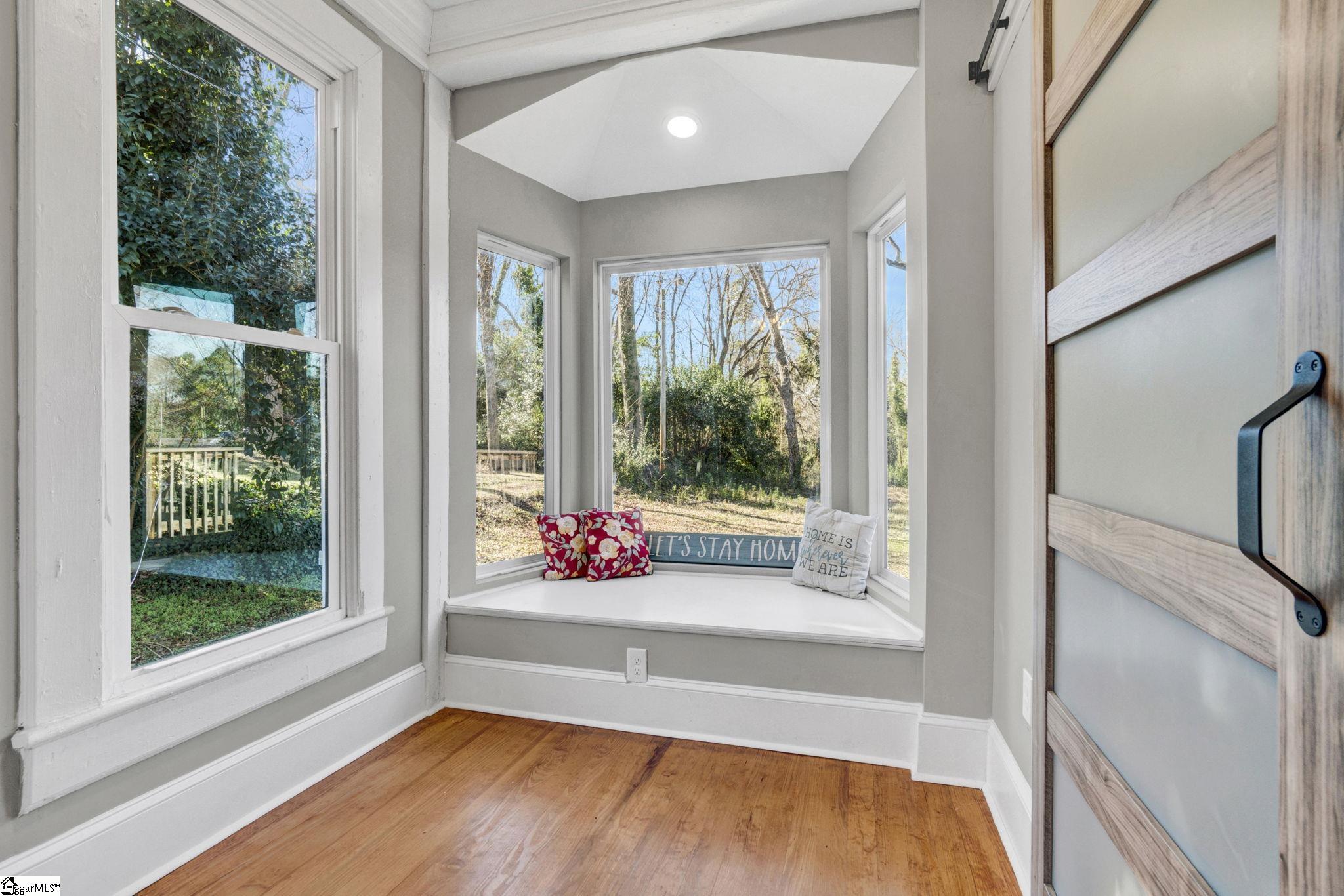 522 S Harper Street Laurens, SC 29360