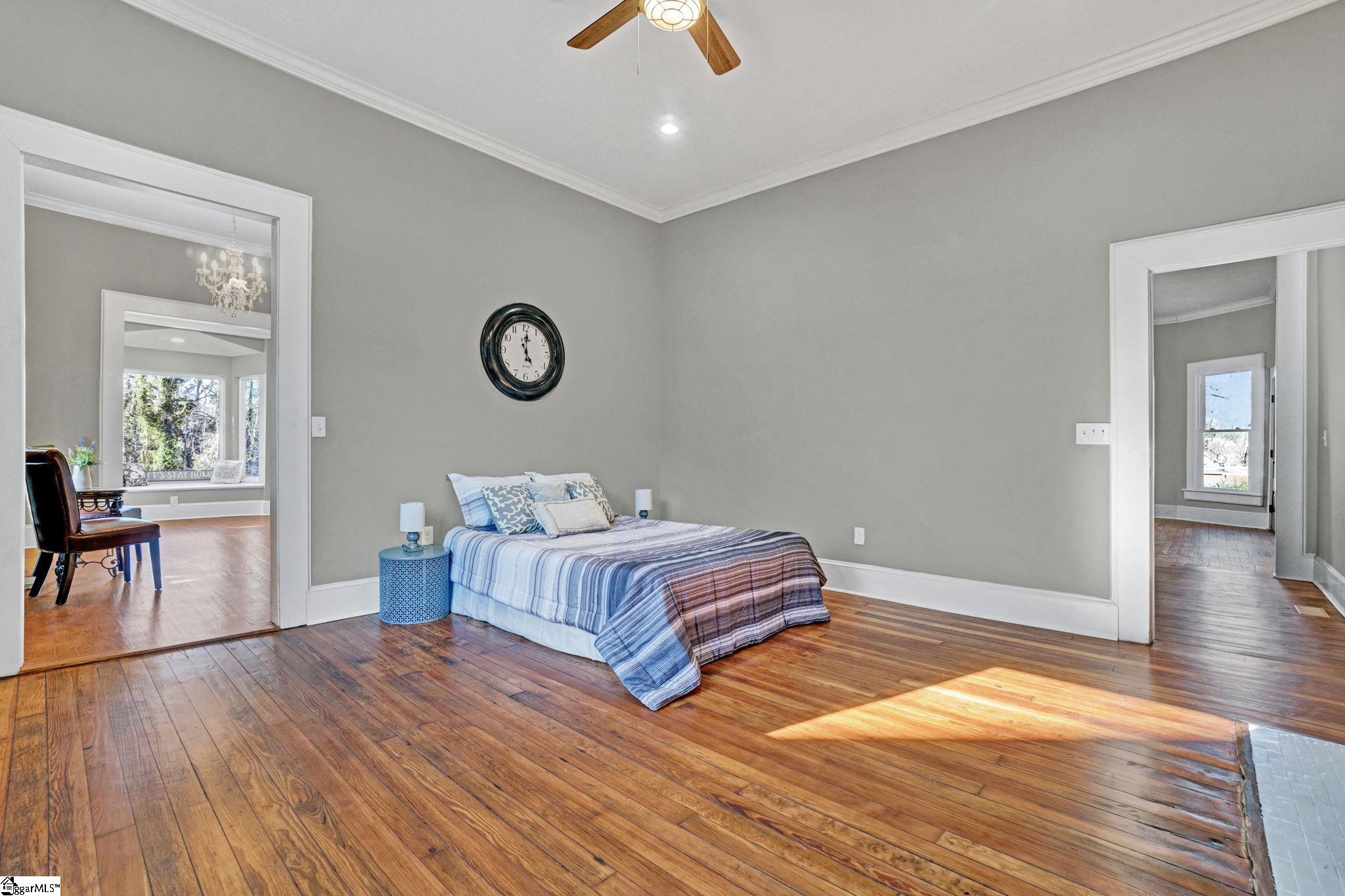 522 S Harper Street Laurens, SC 29360