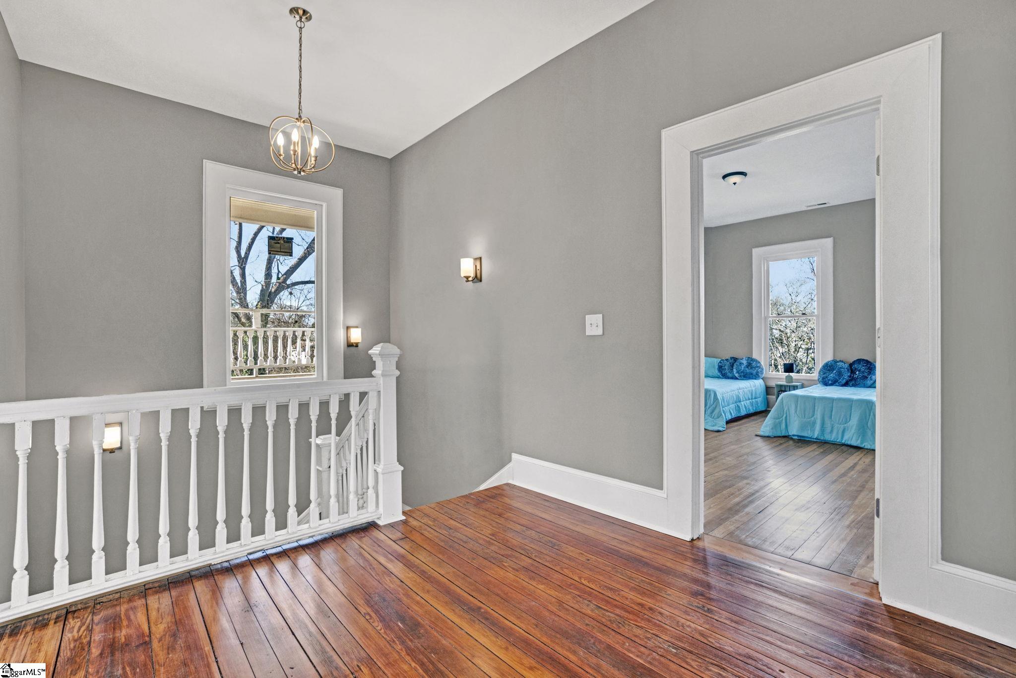 522 S Harper Street Laurens, SC 29360