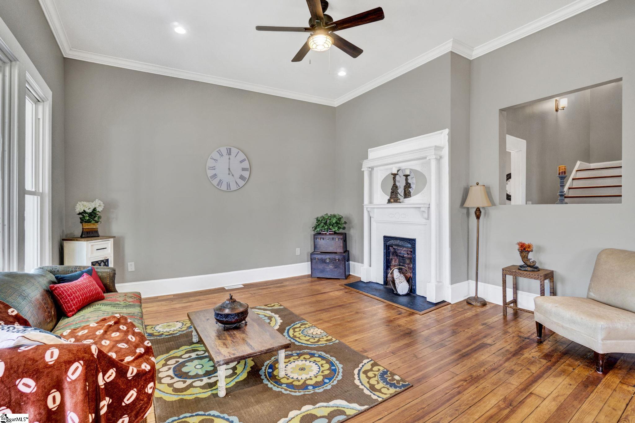 522 S Harper Street Laurens, SC 29360