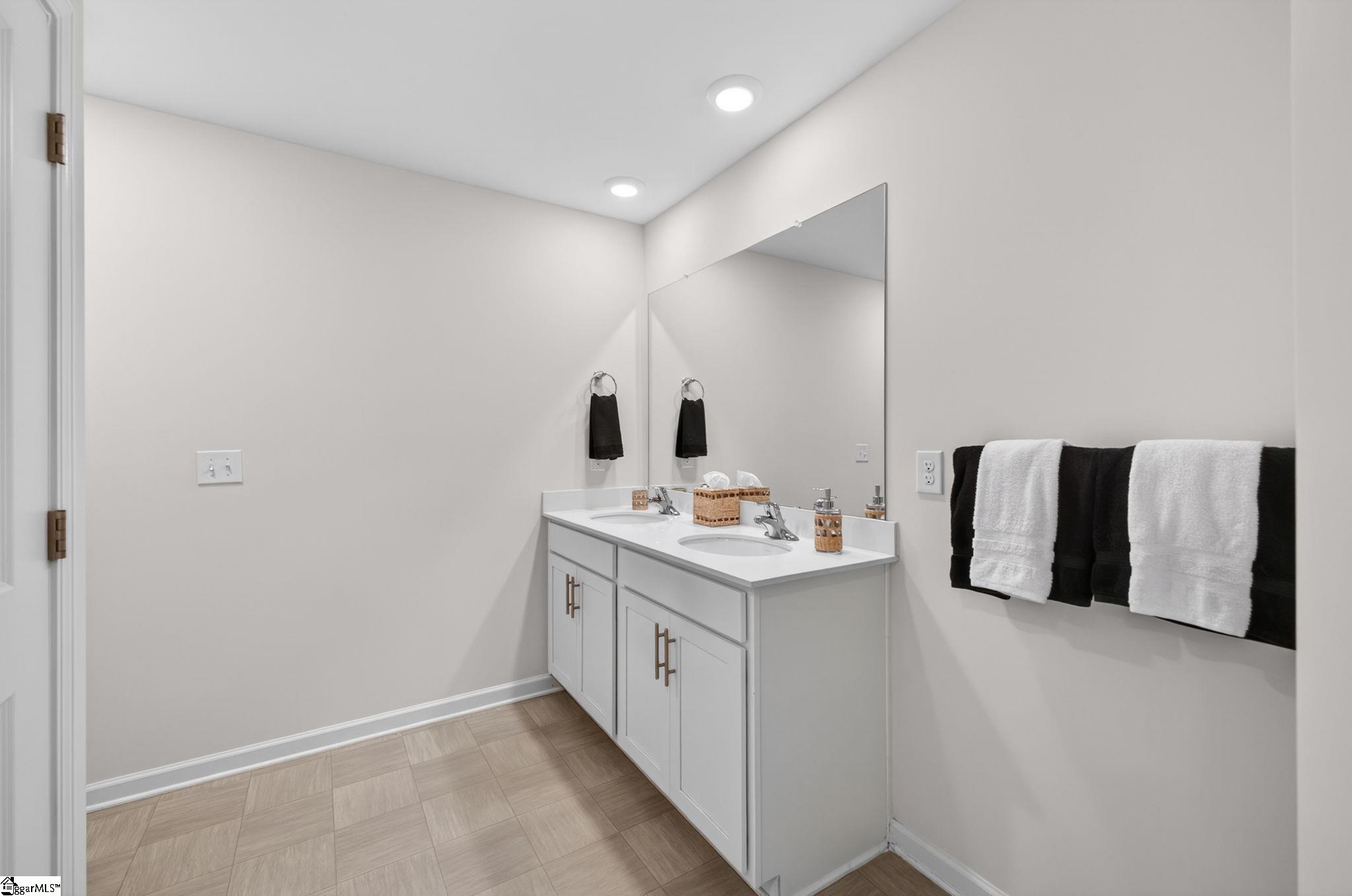 125 Southridge Court Easley, SC 29642