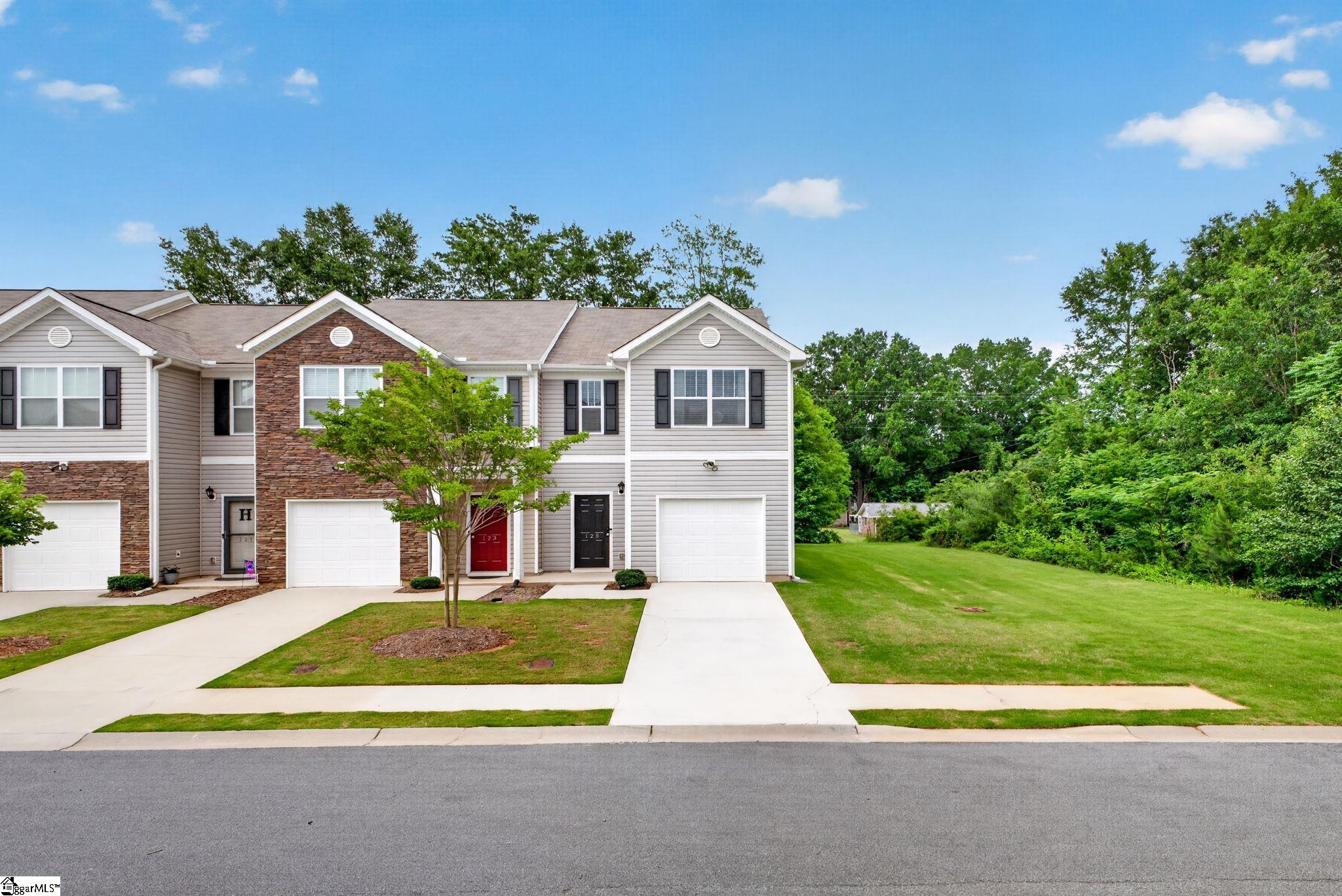 125 Southridge Court Easley, SC 29642