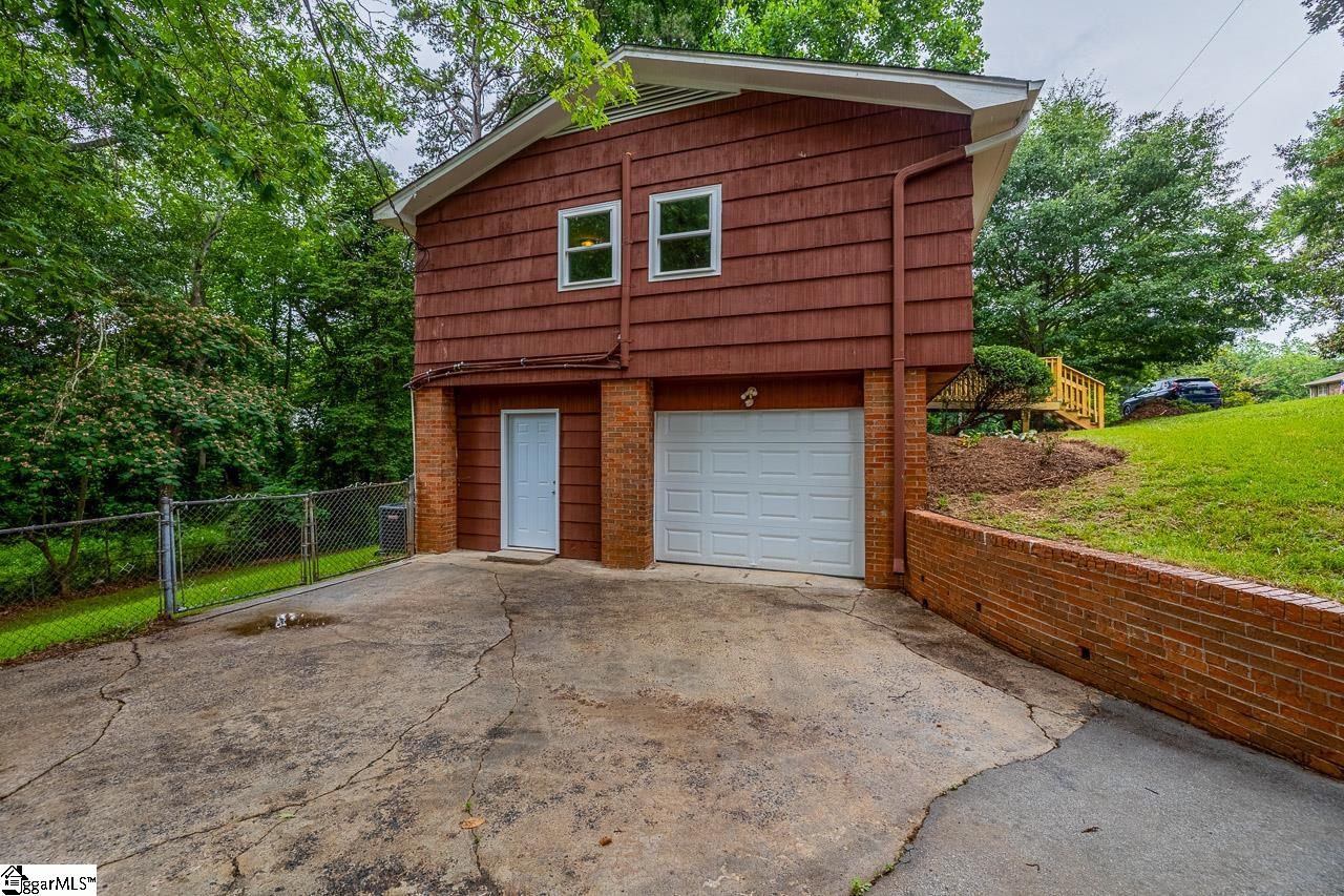 7 Birchbark Drive Greenville, SC 29611