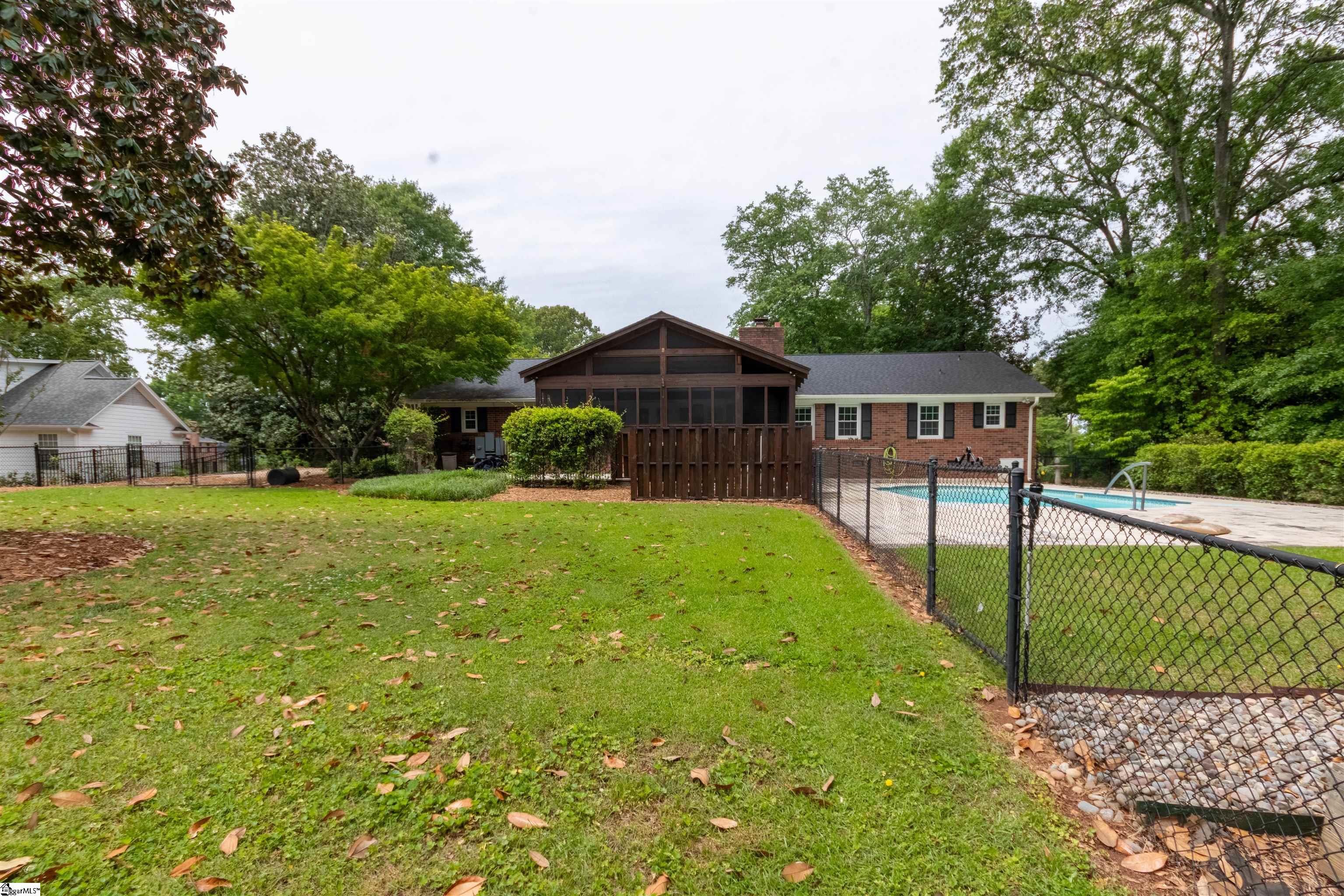 7 Coventry Road Greenville, SC 29615