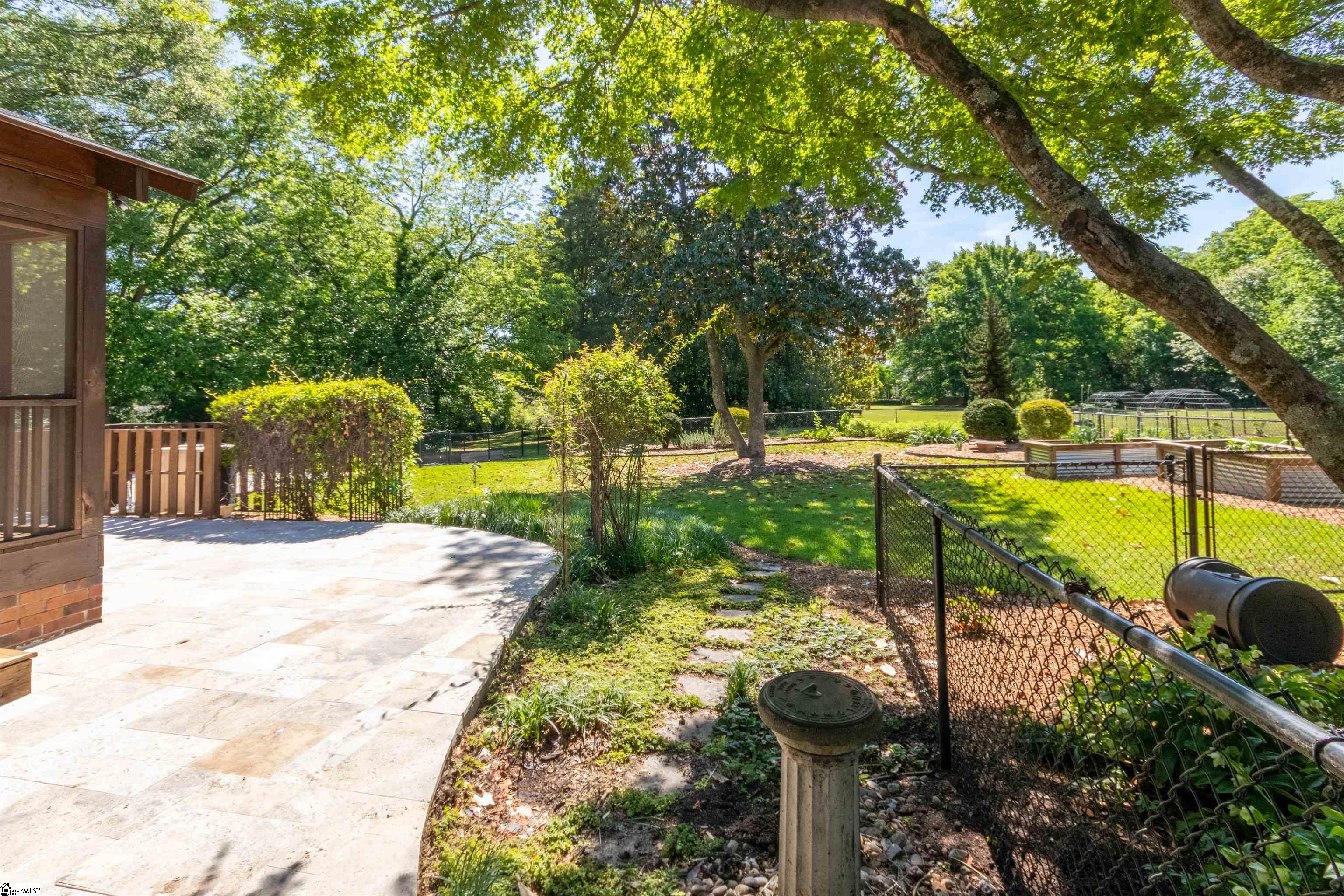 7 Coventry Road Greenville, SC 29615