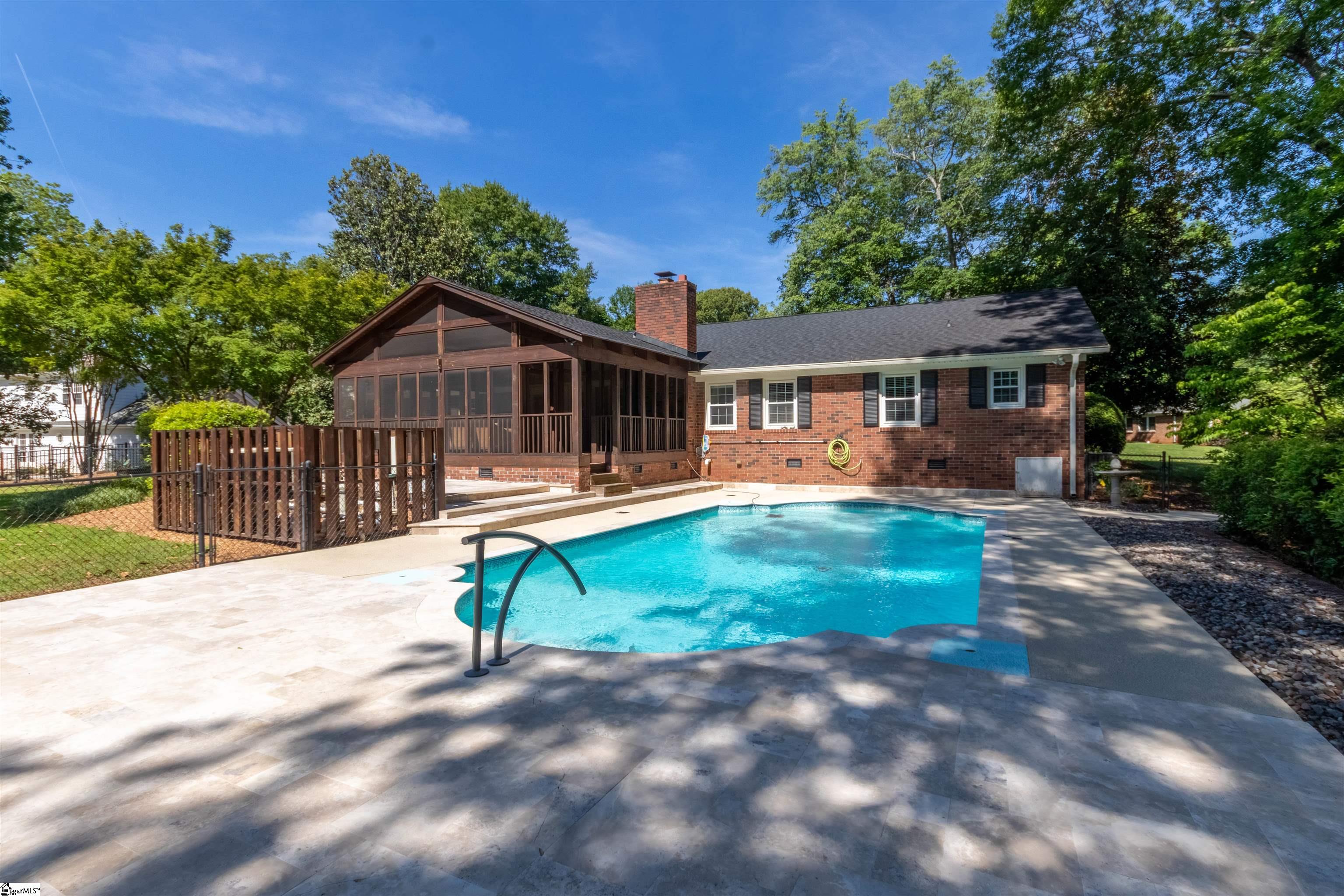 7 Coventry Road Greenville, SC 29615